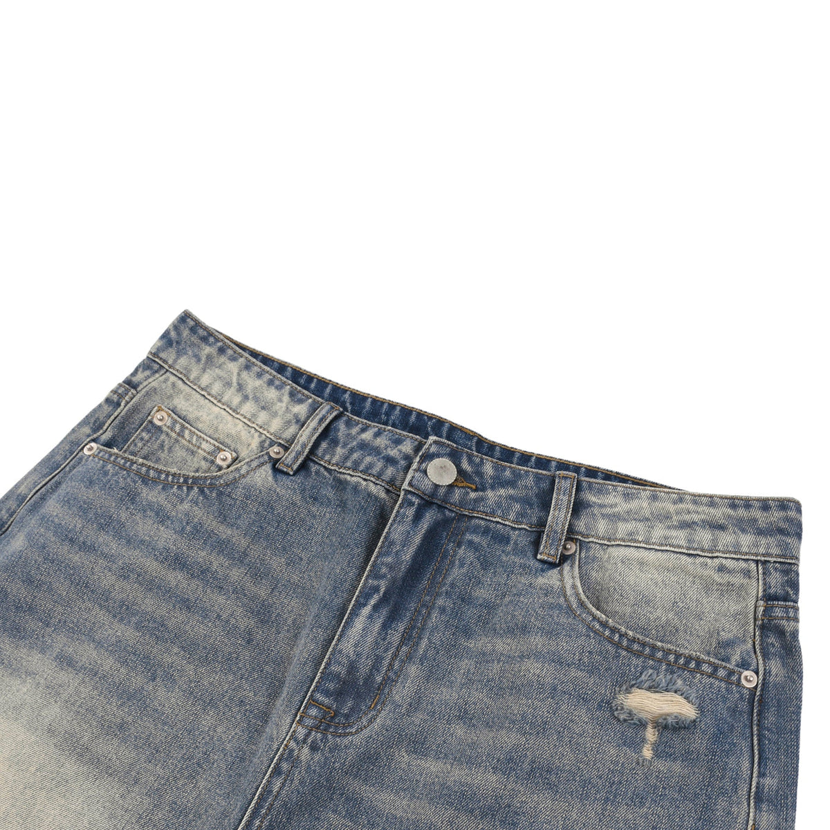 Szorty na modelu – kolekcja Szorty Nowrocky™