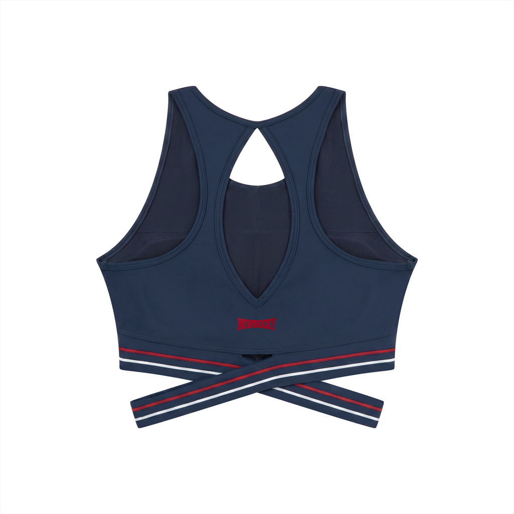 Biustonosz Sportowy Criss-Cross Racerback – Nowrocky™ — układ na płasko na jasnym tle