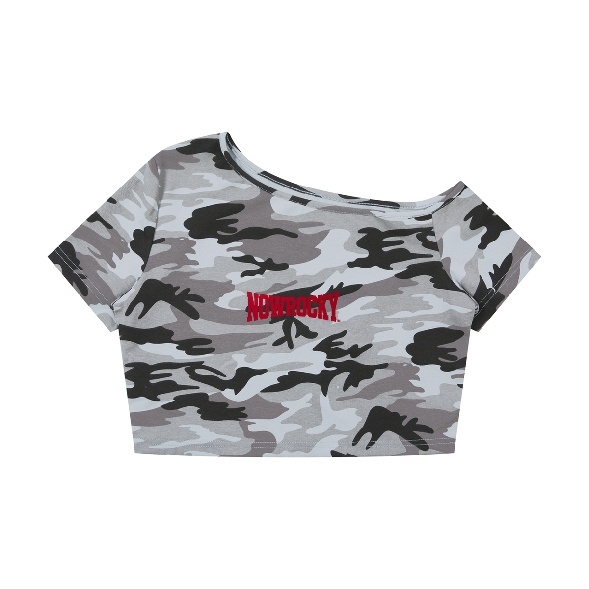 T-shirt Camo Crop Off-Shoulder – Nowrocky™ — krótka koszulka moro, widok z przodu