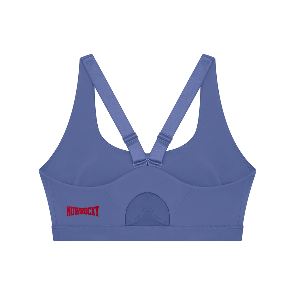 Biustonosz Sportowy Racerback Cut-Out – Nowrocky™ — zbliżenie na wycięcie cut-out przy dekolcie
