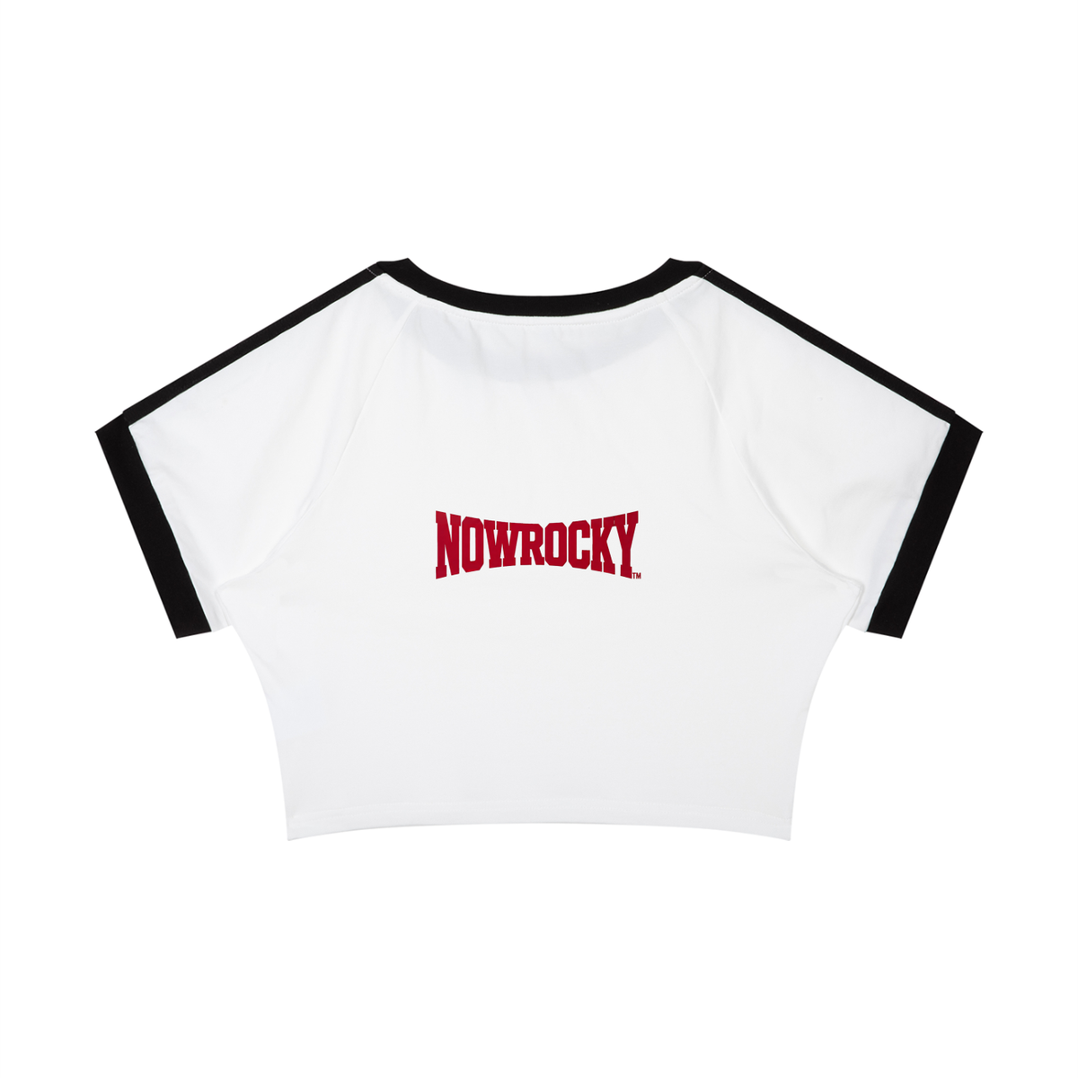 T-shirt Damski Raglan Crop Contrast Tape – Nowrocky™ — kadr studyjny na jednolitym tle