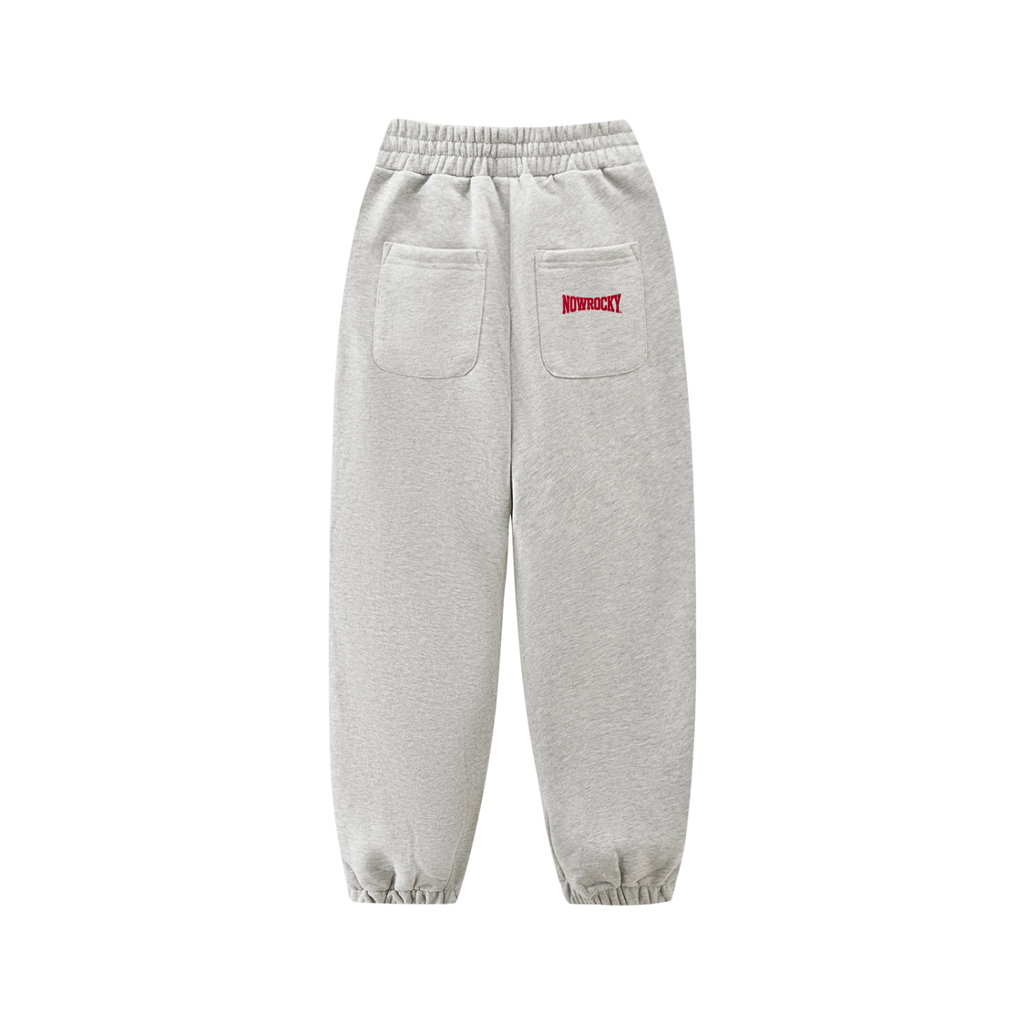 Spodnie Dresowe Dziecięce Fleece Jogger – Nowrocky™ — z profilu, zwężana nogawka