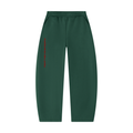 Spodnie Dresowe Barrel Leg – Nowrocky™ — dres na modelu, cała sylwetka