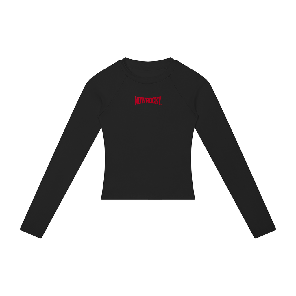 Longsleeve Slim Raglan Crop – Nowrocky™ — koszulka z długim rękawem, ujęcie z przodu na modelce