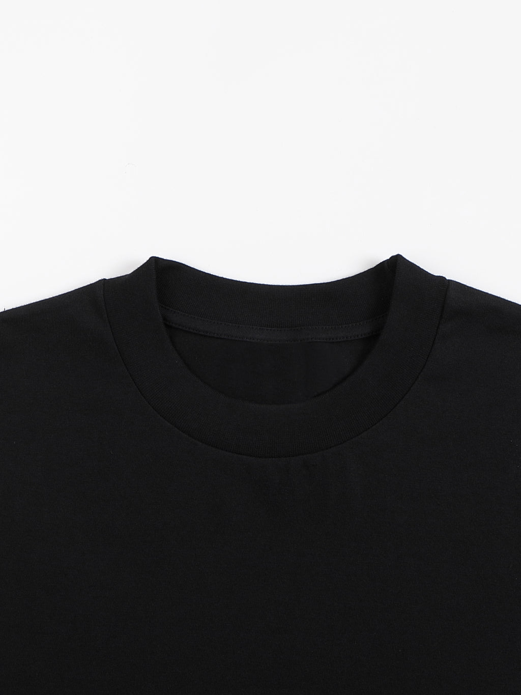 Longsleeve Drop Shoulder Crew Neck – Nowrocky™ — faktura dzianiny pod światło