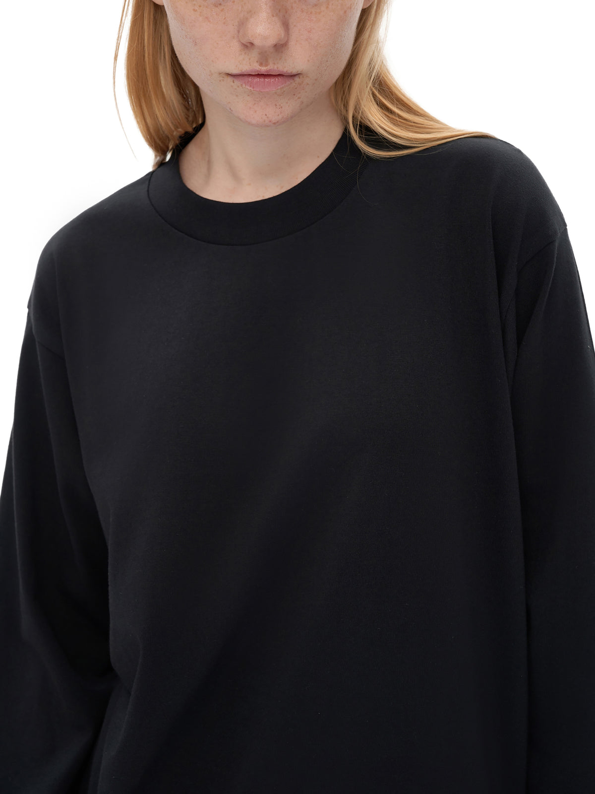 Longsleeve Drop Shoulder Crew Neck – Nowrocky™ — metka i wykończenie wewnątrz kołnierza