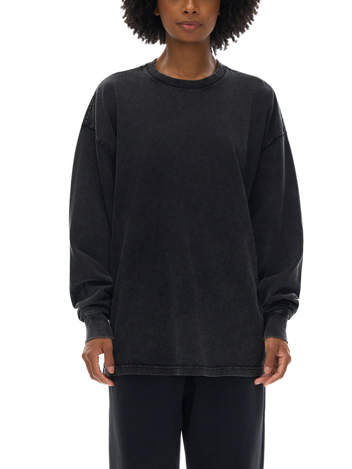 Longsleeve Acid Wash Oversize – Nowrocky™ — plecy i szerokość ramion z bliska