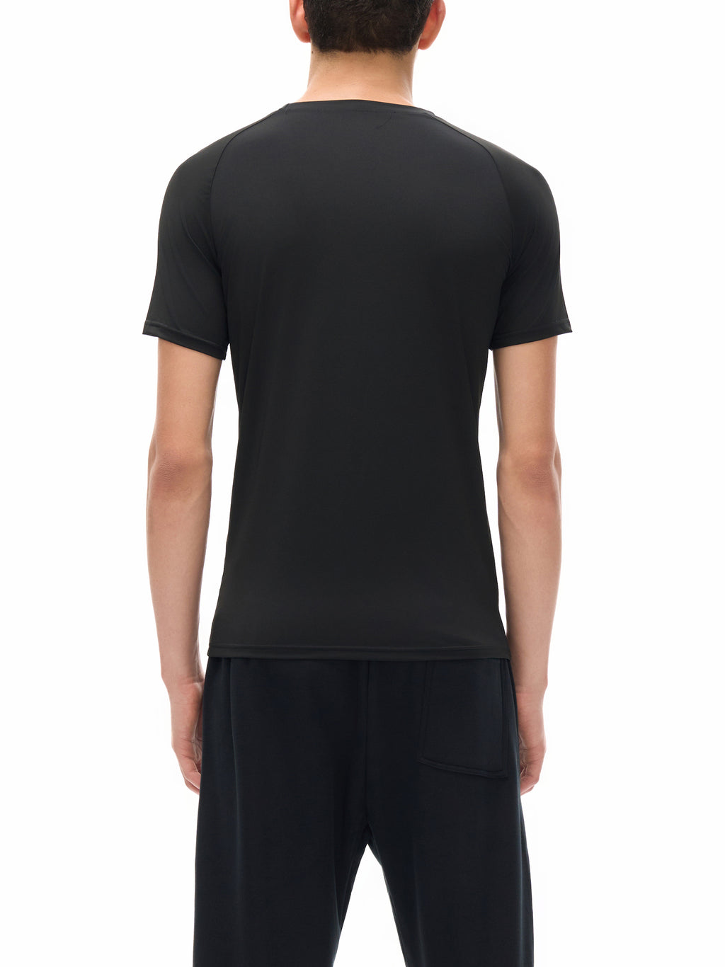 T-shirt Performance Raglan – Nowrocky™ — stylizacja treningowa z szortami
