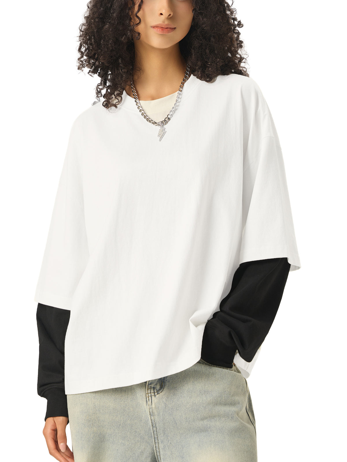 Longsleeve Layered Contrast Sleeve – Nowrocky™ — krój widoczny w ruchu