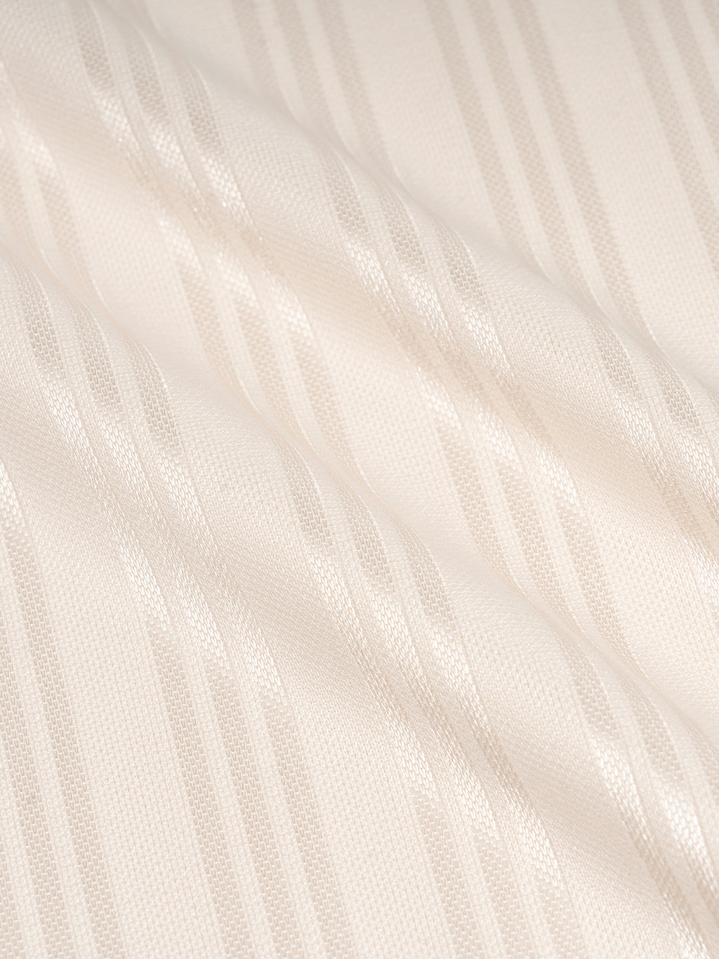 Polo Oversized Contrast Stripes – Nowrocky™ — na wieszaku, pełna długość