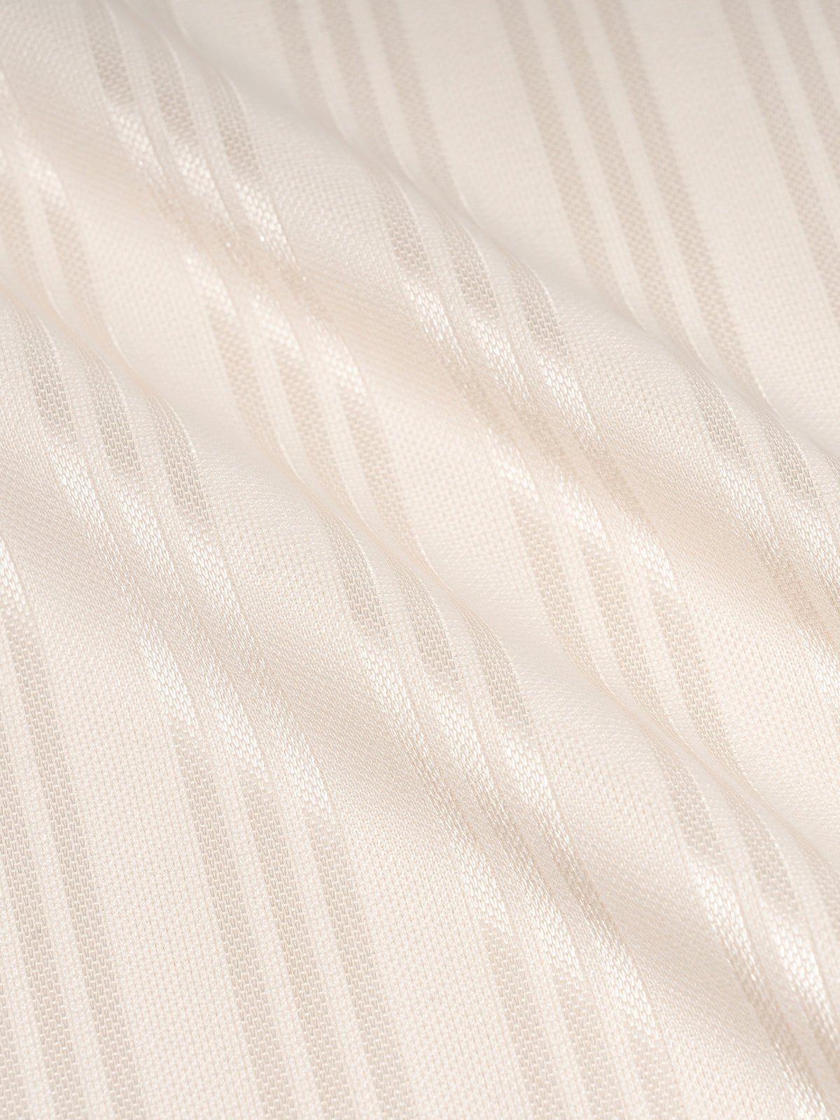 Polo Oversized Contrast Stripes – Nowrocky™ — na wieszaku, pełna długość
