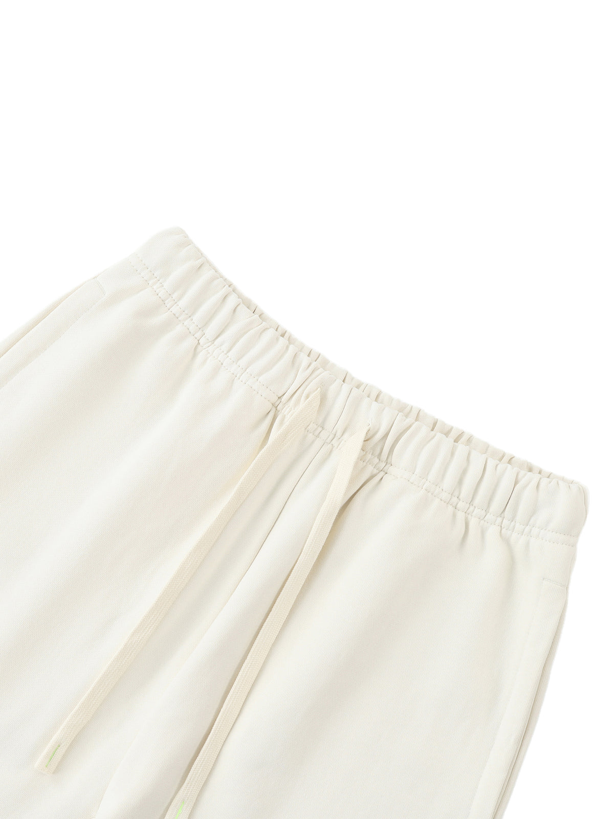 Spodnie Dresowe Heavyweight Cotton – Nowrocky™ — zbliżenie na oznaczenie marki