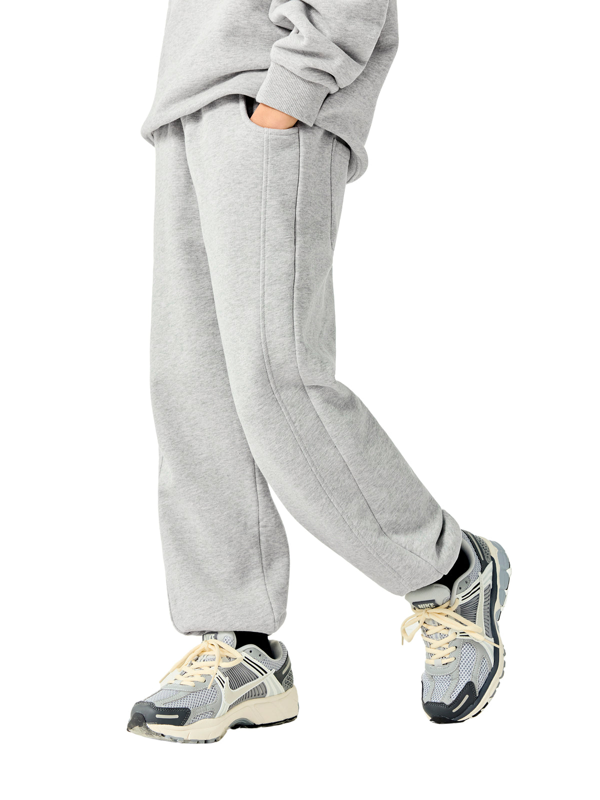 Spodnie Dresowe Dziecięce Fleece Jogger – Nowrocky™ — układ na płasko, pełny krój