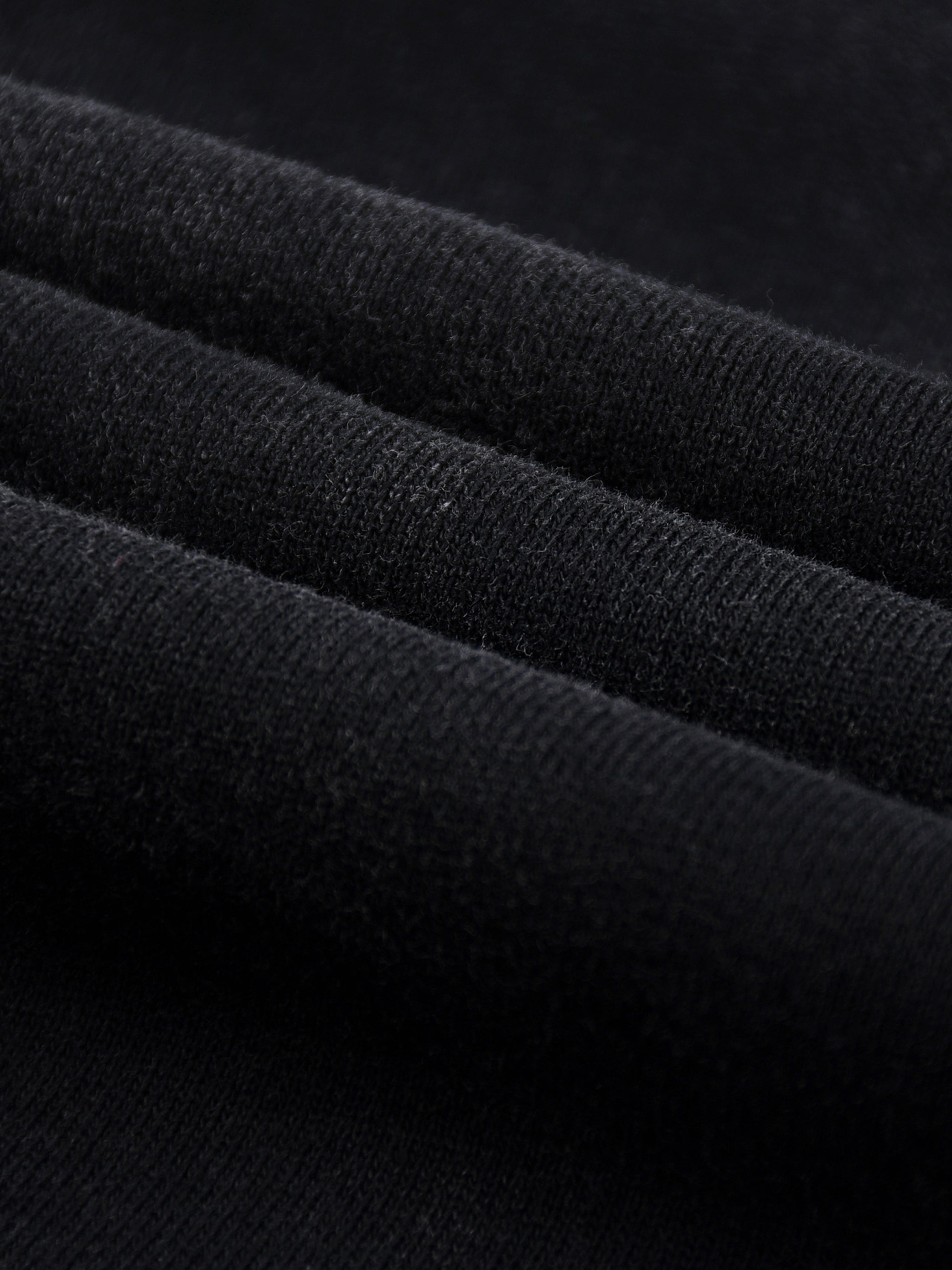 Bluza z obszyciem typu Piping i surowym wykończeniem brzegów Mineral Wash – Nowrocky™