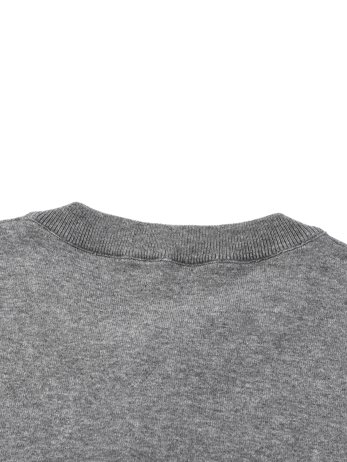 T-shirt Dziany Henley – Nowrocky™ — stylizacja uliczna w pełnym kadrze