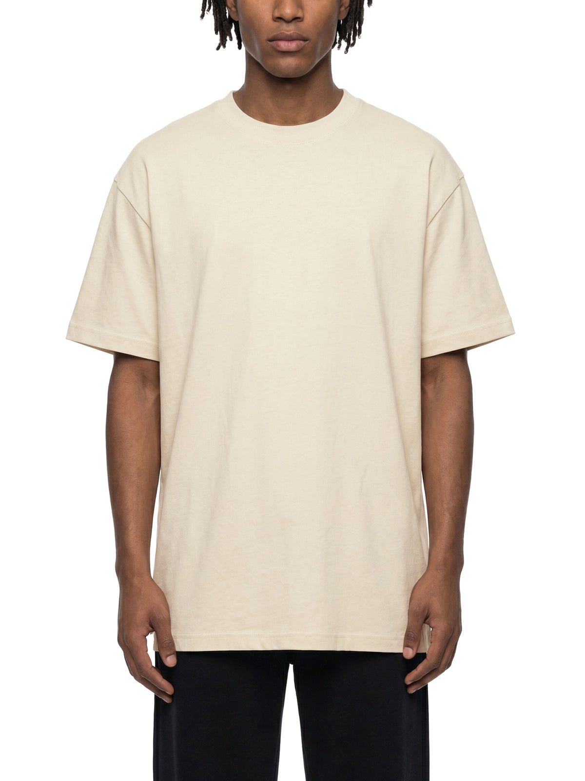 T-shirt Oversized Drop Shoulder – Nowrocky™ — stylizacja uliczna w pełnym kadrze