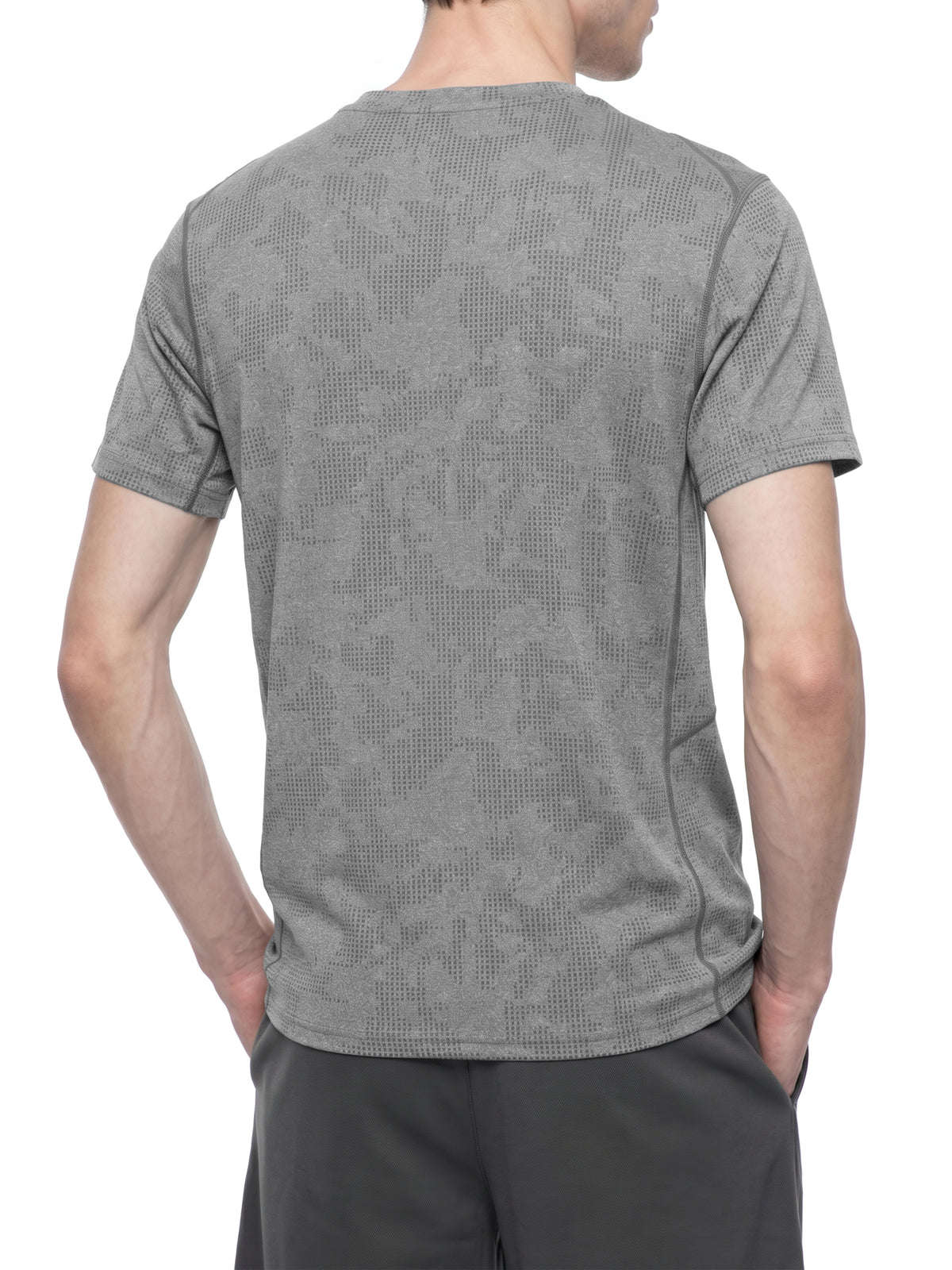 T-shirt Jacquard Mesh – Nowrocky™ — plecy modela i przezroczyste oczka splotu