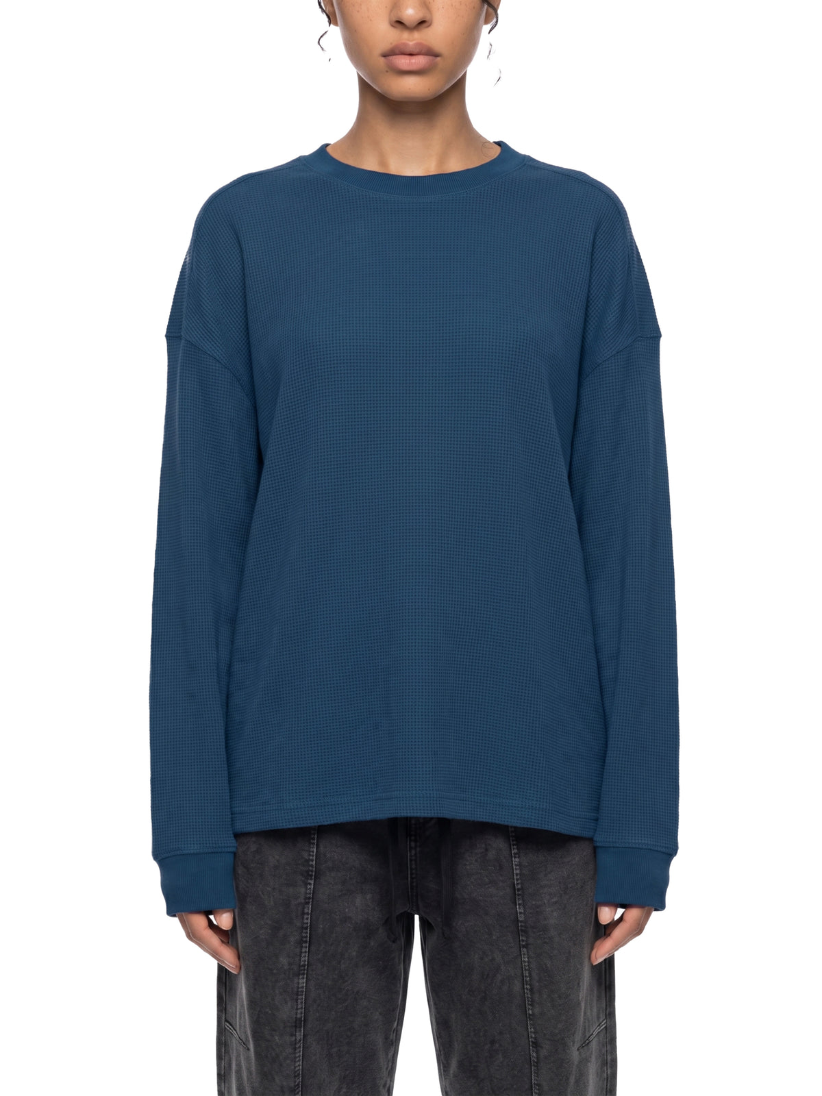 Longsleeve Waffle Boxy Drop Shoulder – Nowrocky™ — linia bioder i dołu produktu