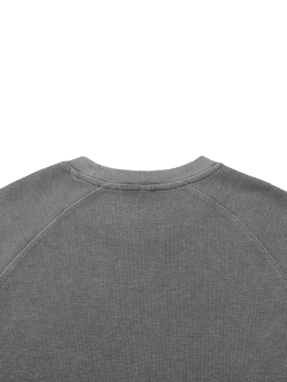 Longsleeve Vintage Wash Boxy Raglan – Nowrocky™ — detal szwu barkowego