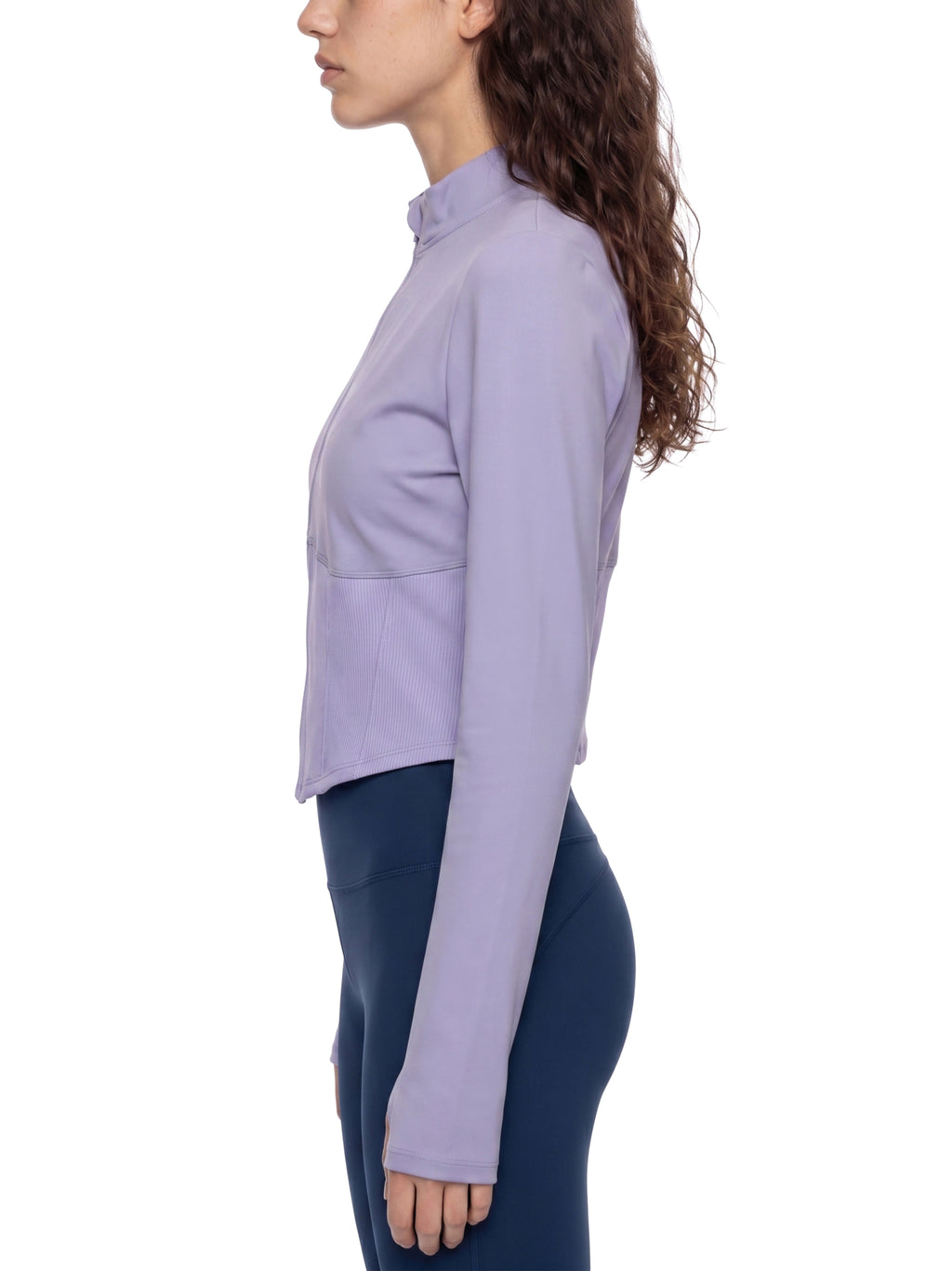 Kurtka Cropped Full-Zip Slim Fit – Nowrocky™ — ujęcie z profilu, linia slim fit