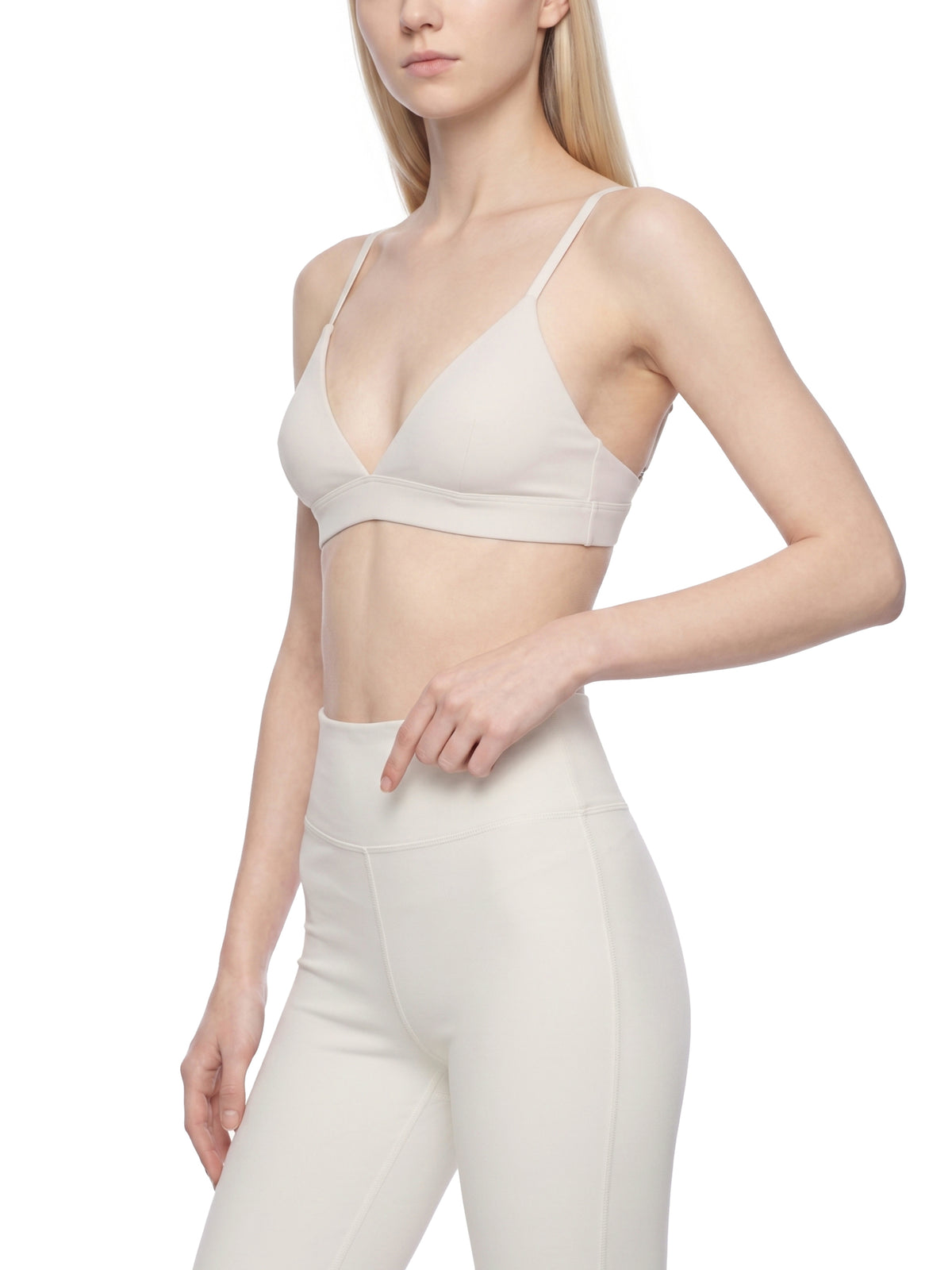 Biustonosz Sportowy Cropped V-Neck – Nowrocky™ — tył w zbliżeniu, szew środkowy pleców