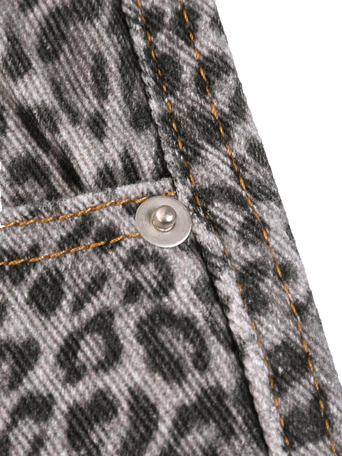 Jeansy Leopard Vintage Wash Wide Leg – Nowrocky™ — kadr studyjny na jednolitym tle