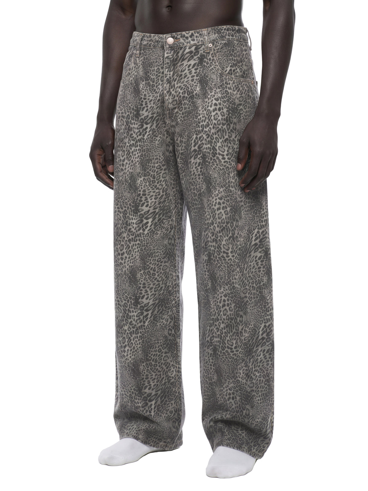 Jeansy Leopard Vintage Wash Wide Leg – Nowrocky™ — przednia kieszeń z bliska