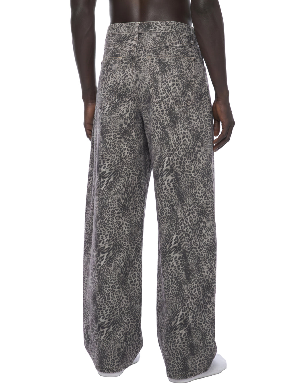 Jeansy Leopard Vintage Wash Wide Leg – Nowrocky™ — tylna kieszeń i przeszycia