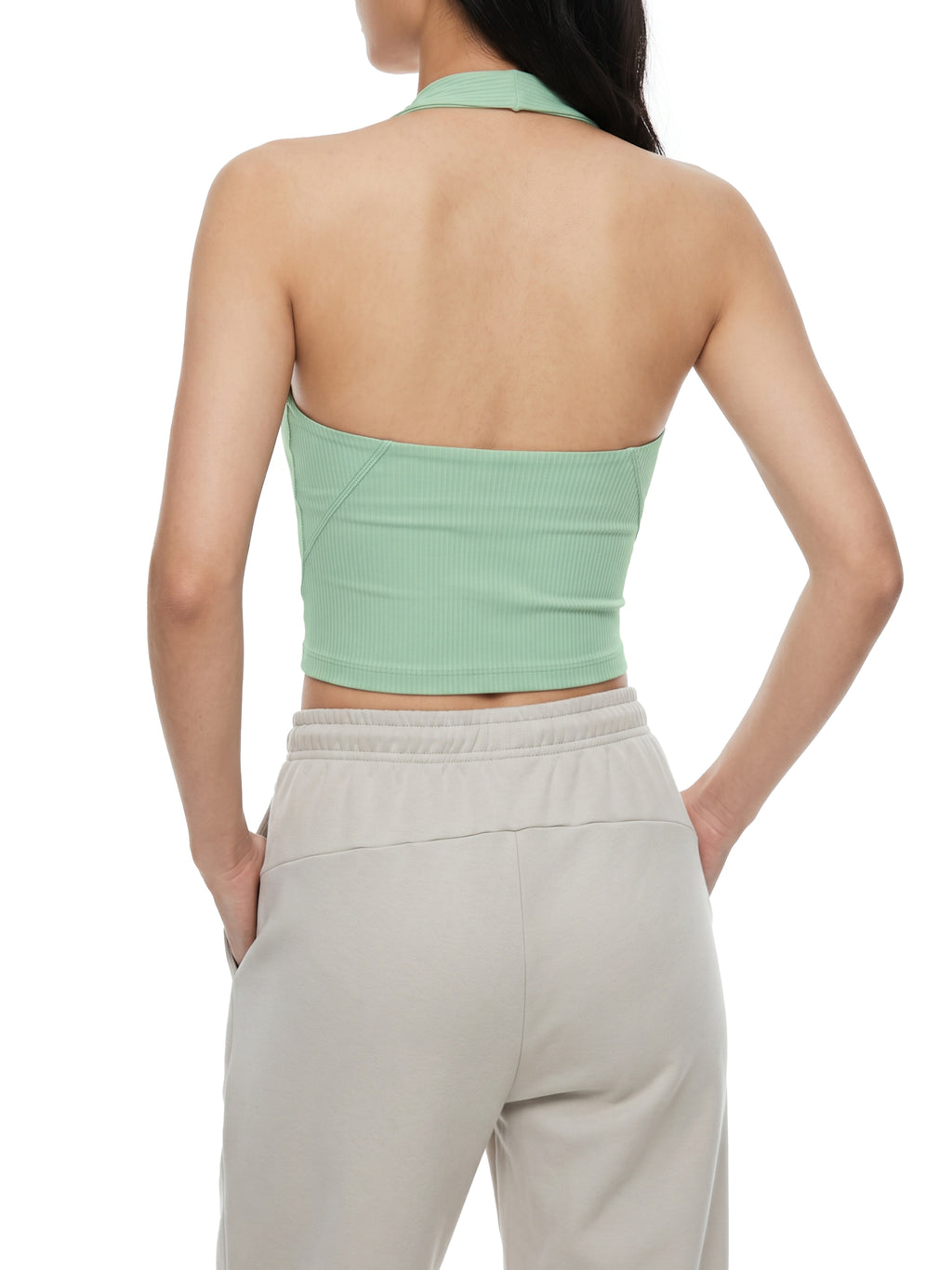 Tank Top Halter Crop – Nowrocky™ — proporcje kroju na sylwetce