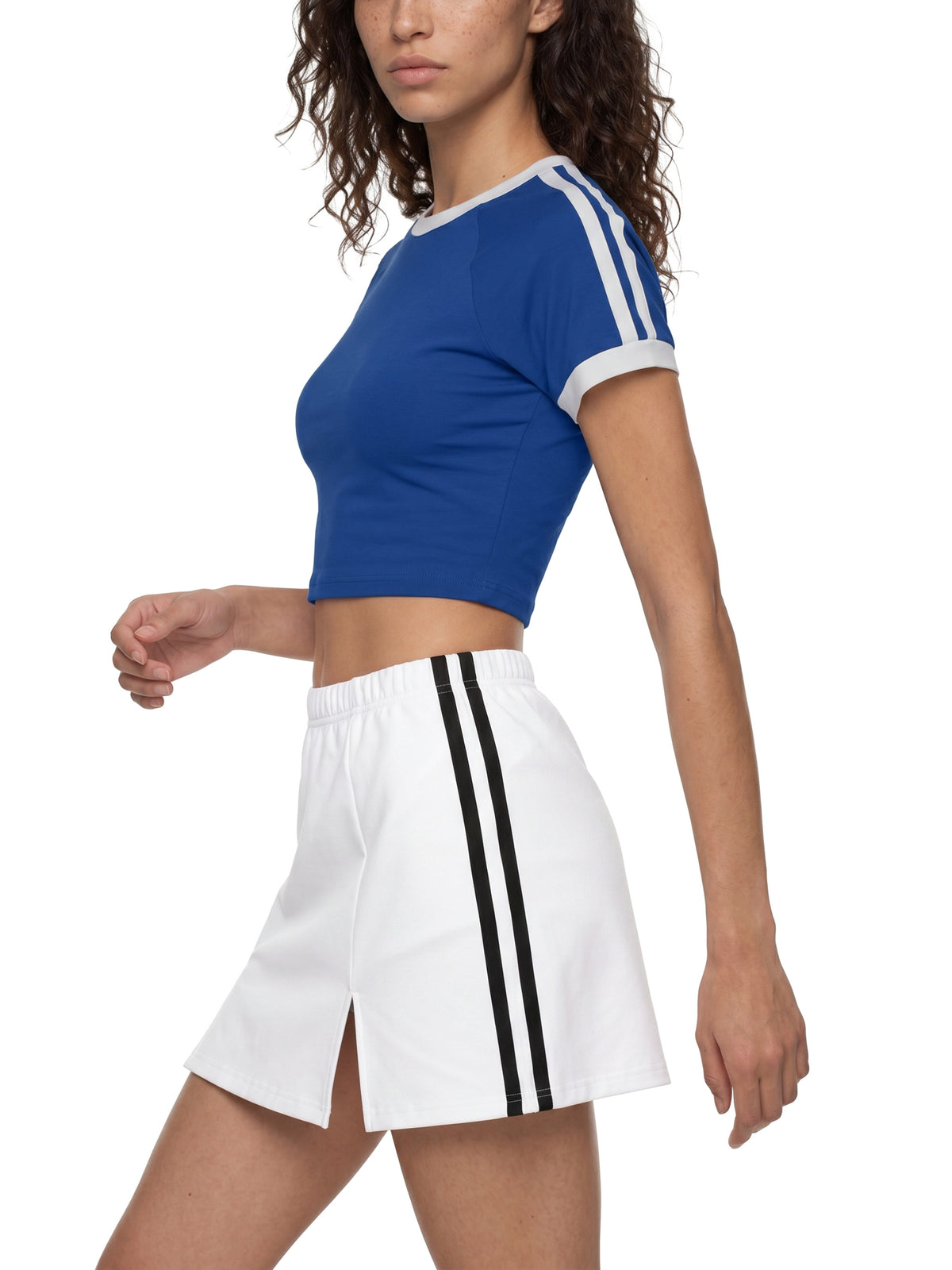 T-shirt Damski Raglan Crop Contrast Tape – Nowrocky™ — plecy i linia ramion z bliska