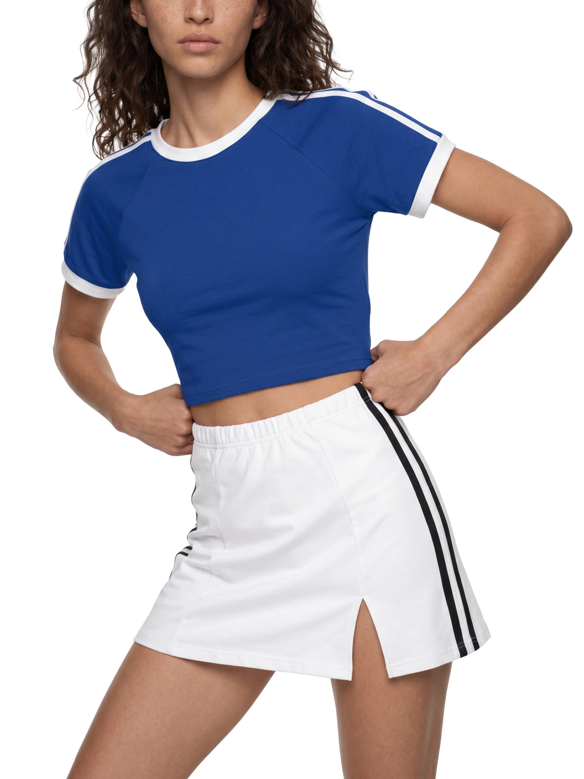 T-shirt Damski Raglan Crop Contrast Tape – Nowrocky™ — kadr do pasa od tyłu