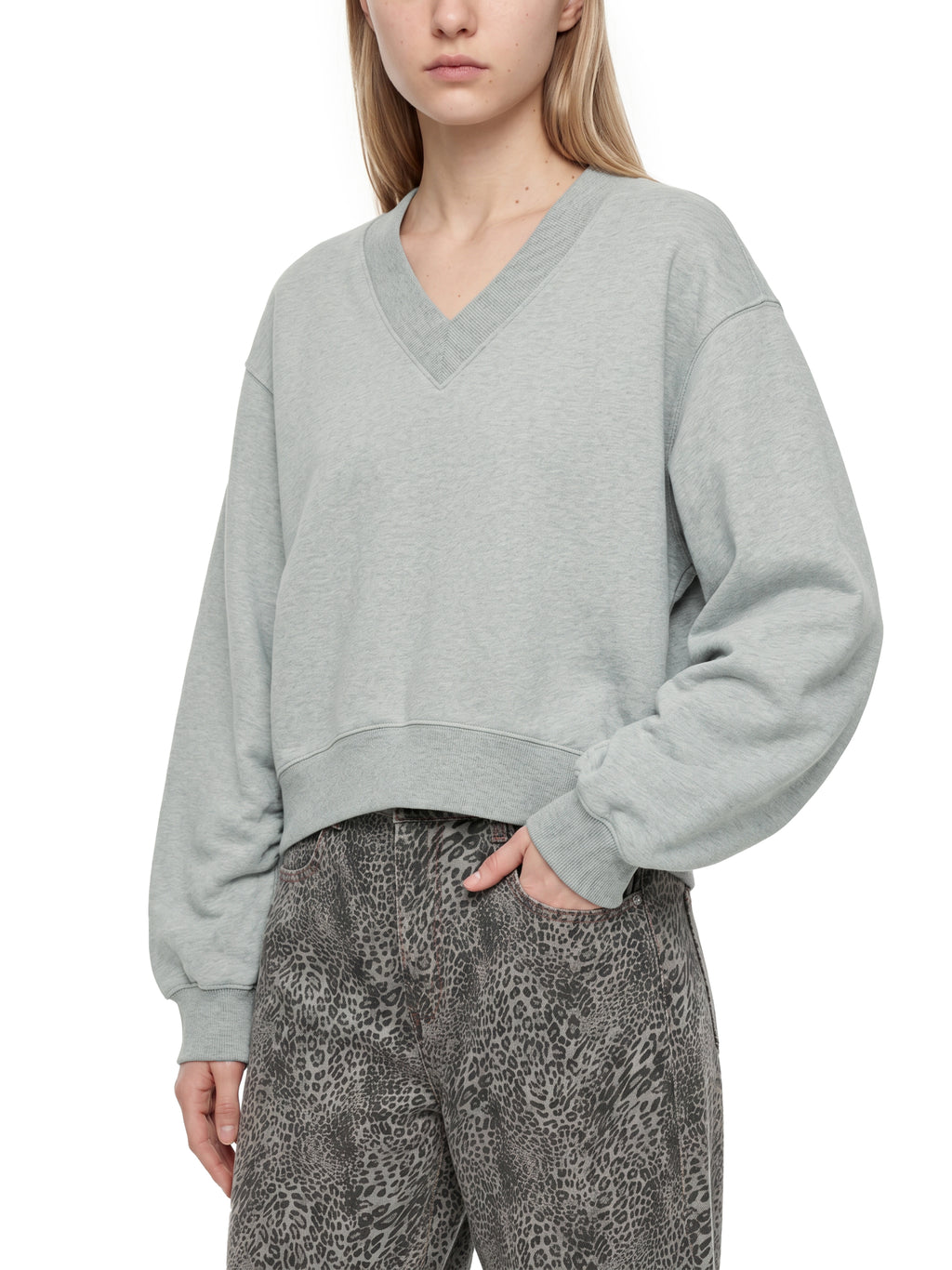 Bluza Crop z Dekoltem V – Nowrocky (streetwear)