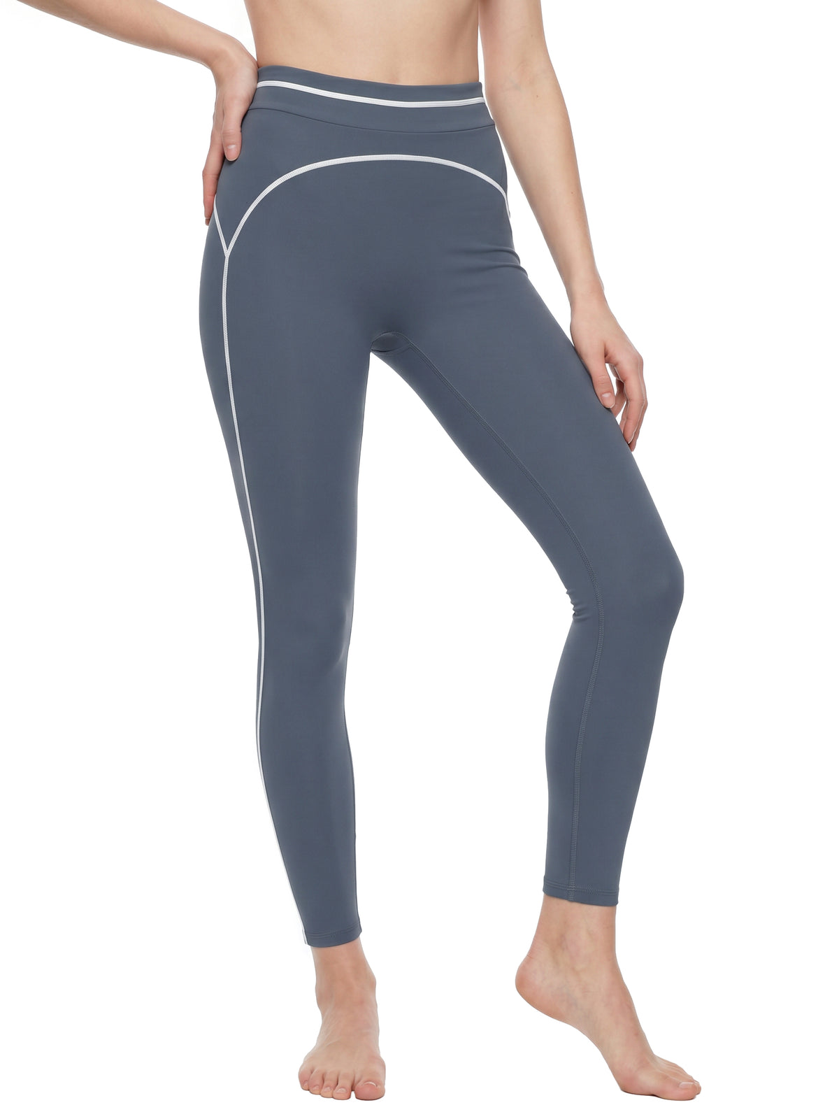 Legginsy Contrast Topstitch – Nowrocky™ — szew krokowy i wykończenie wnętrza