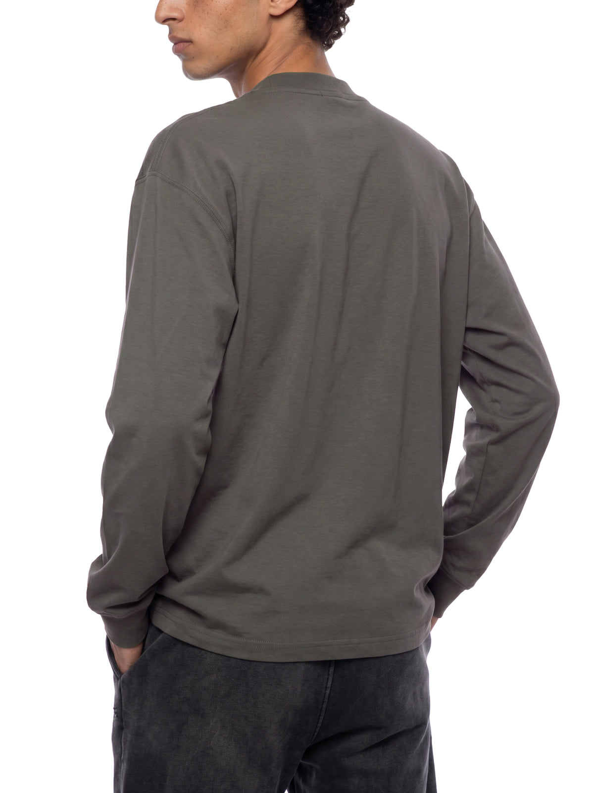 Longsleeve Crewneck Drop Shoulder – Nowrocky™ — detal przeszyć bocznych