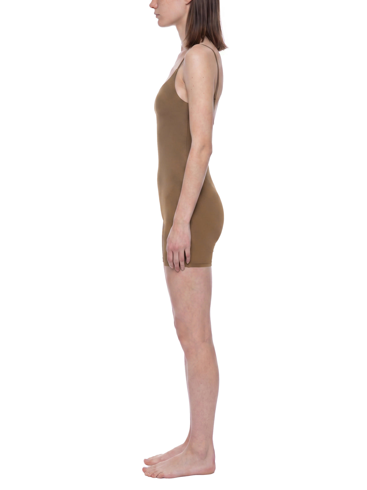 Romper Treningowy U-Neck – Nowrocky™ — stylizacja uliczna z bluzą i sneakersami