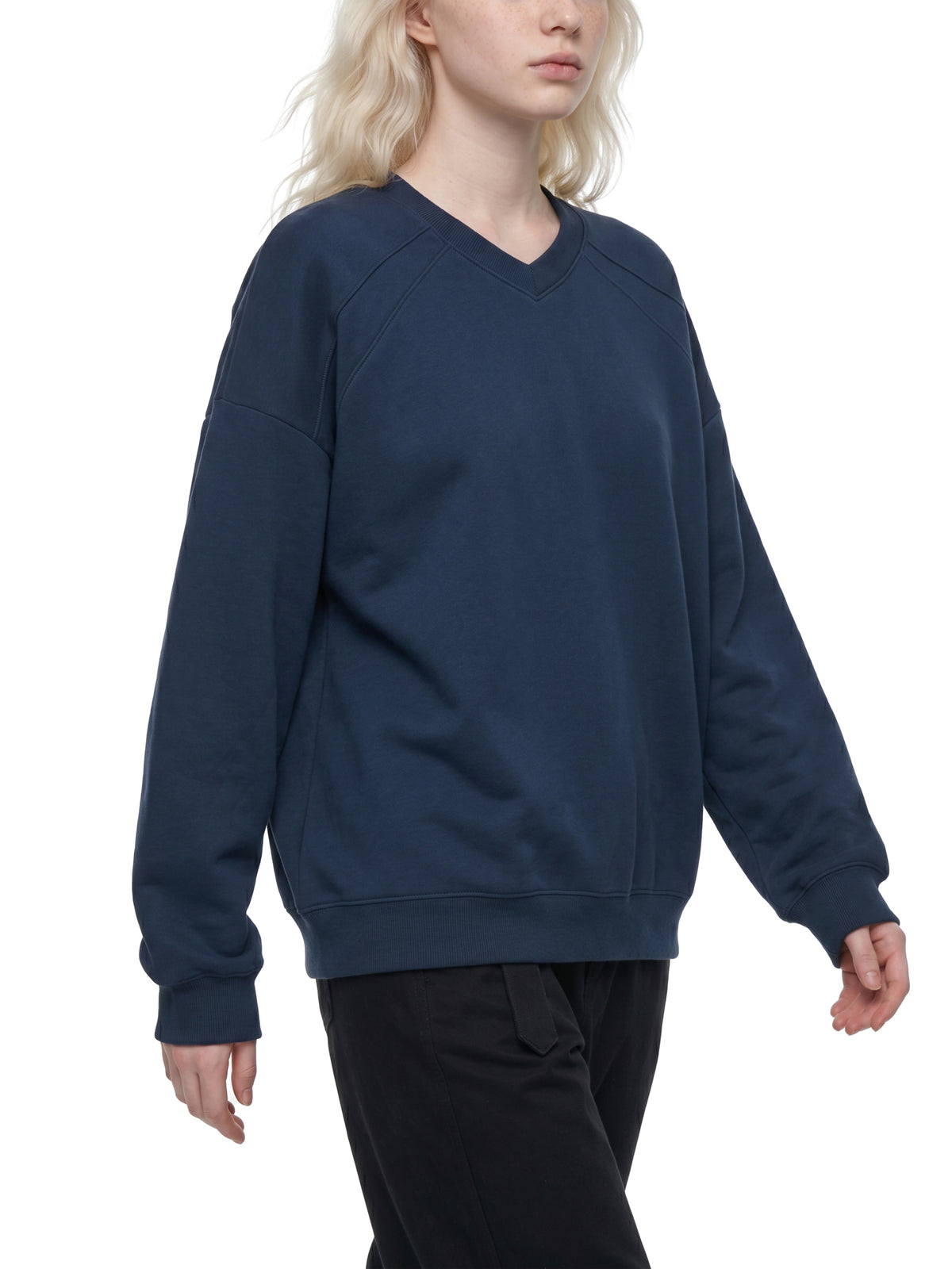 Bluza Oversize z Dekoltem V – Nowrocky (streetwear)