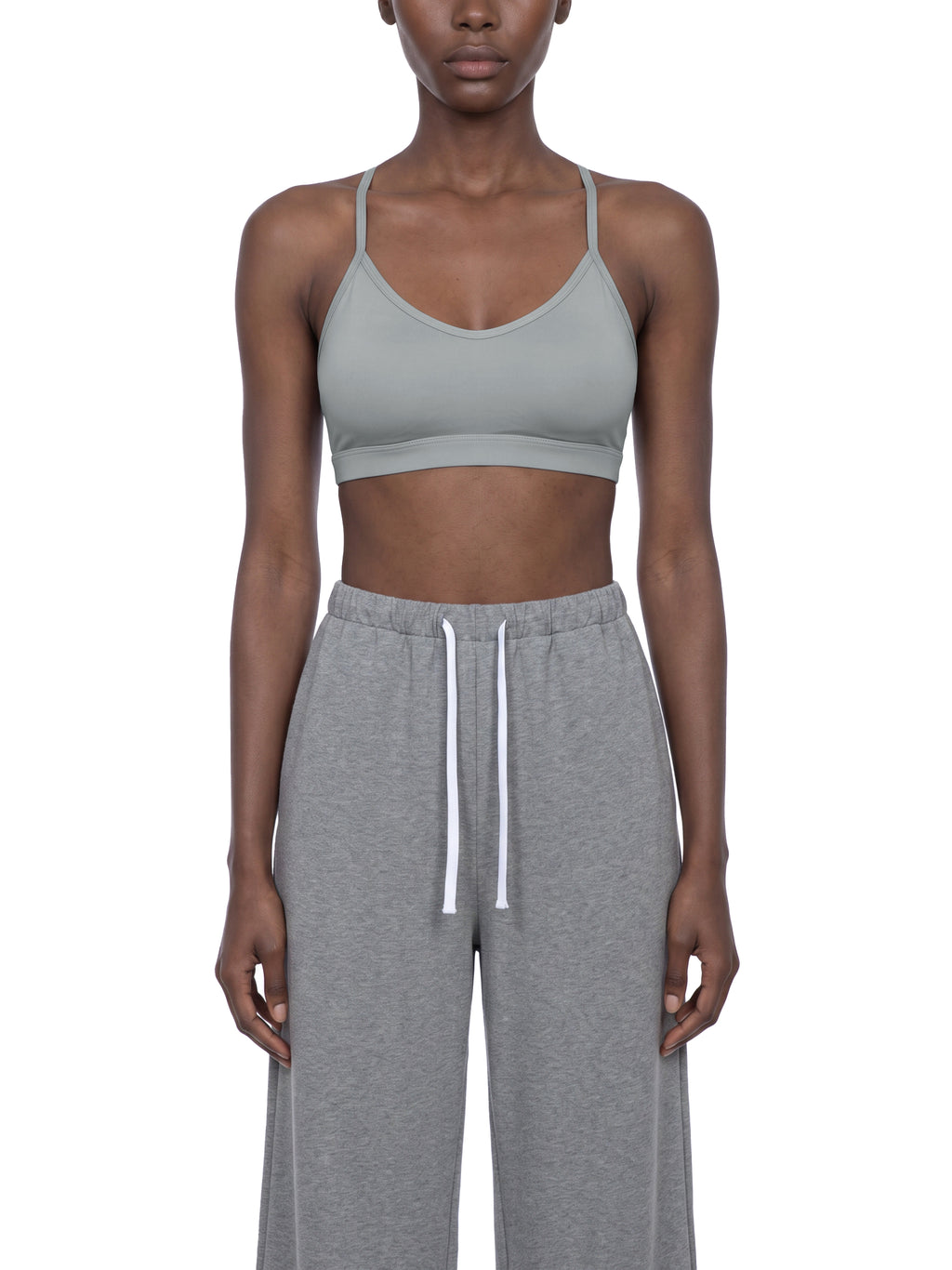 Biustonosz Sportowy Tight Y-Back – Nowrocky™ — wykończenie pach i wycięcia ramion