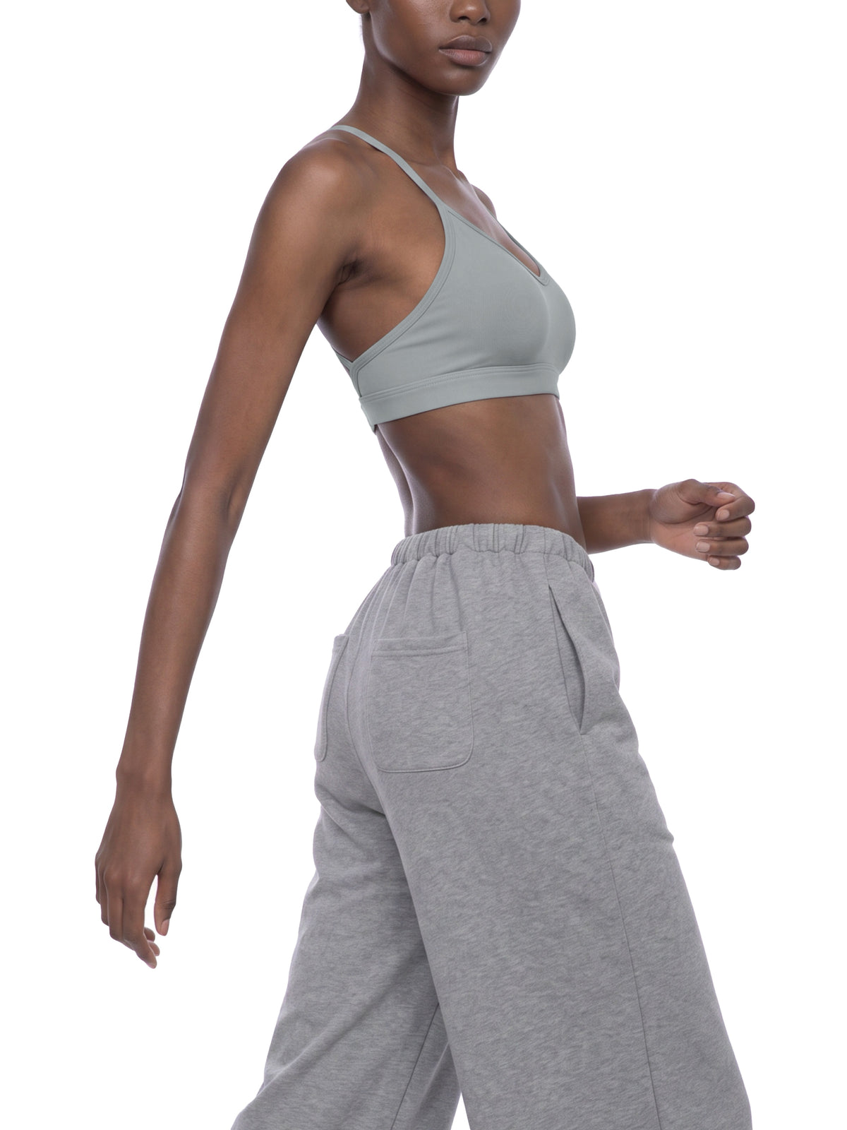 Biustonosz Sportowy Tight Y-Back – Nowrocky™ — faktura materiału w świetle bocznym