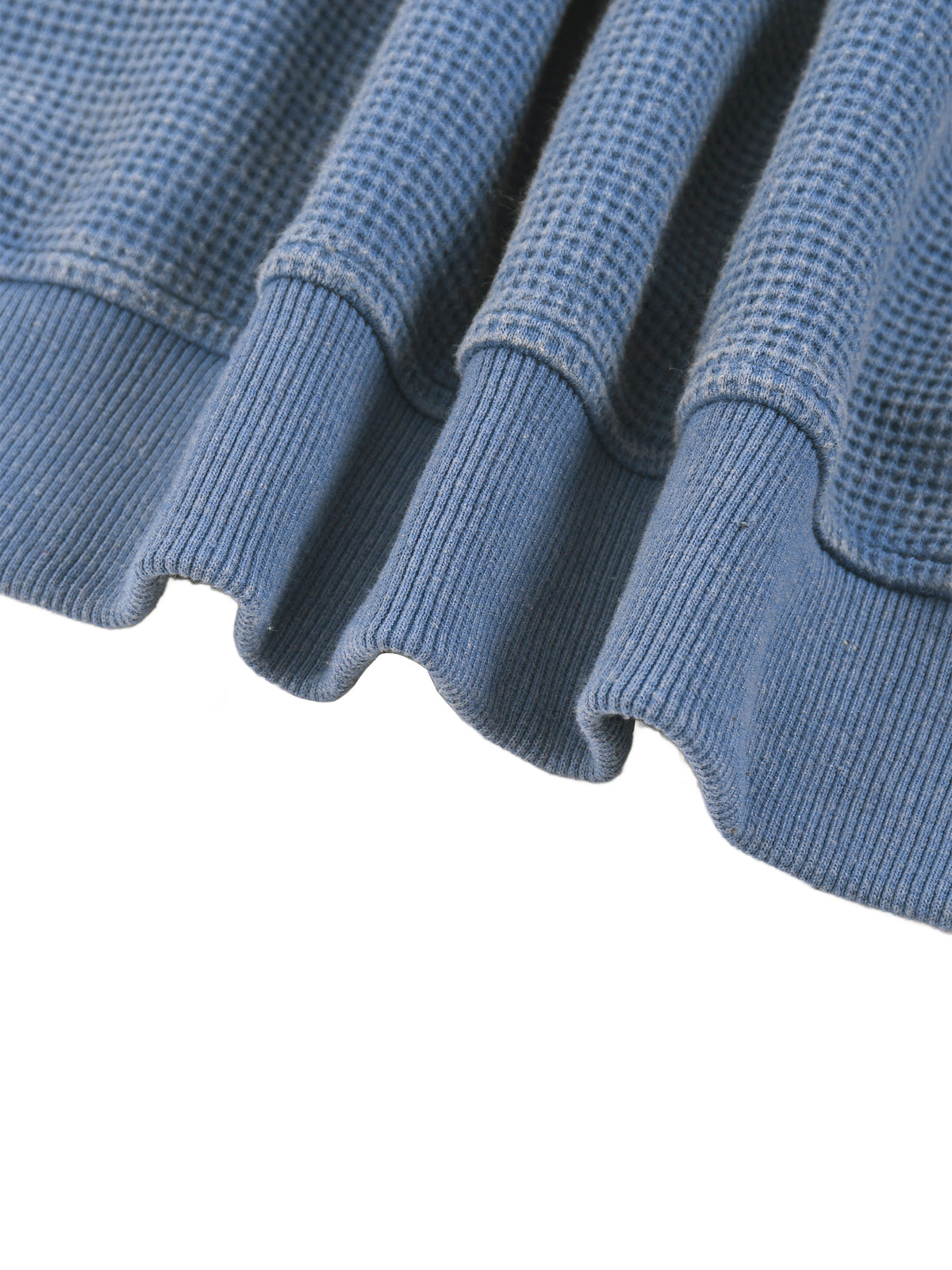 Bluza Boxy Waffle Vintage Wash – Nowrocky™ — faktura dzianiny pod światło