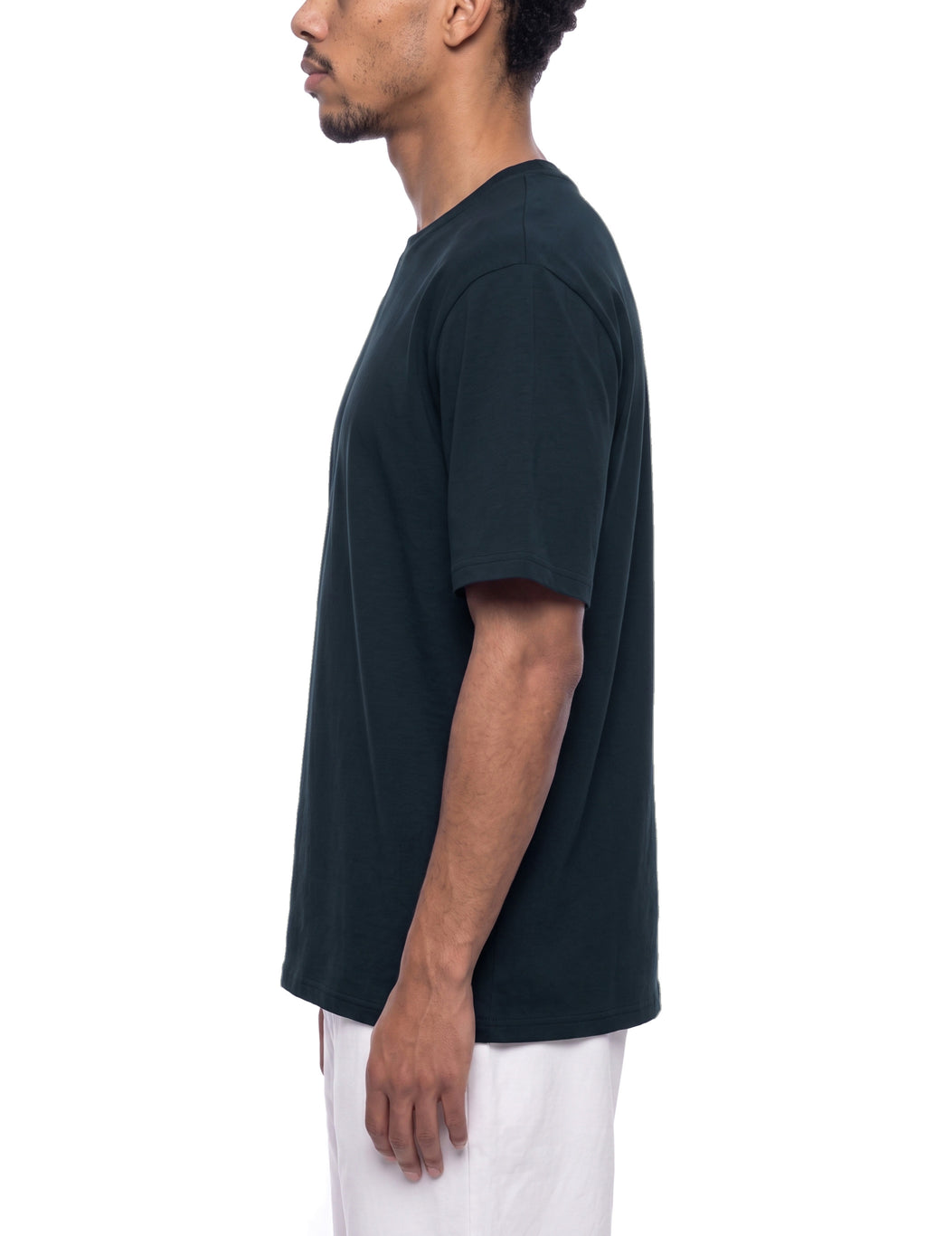 T-shirt Treningowy Regular Fit – Nowrocky™ — faktura materiału w świetle bocznym