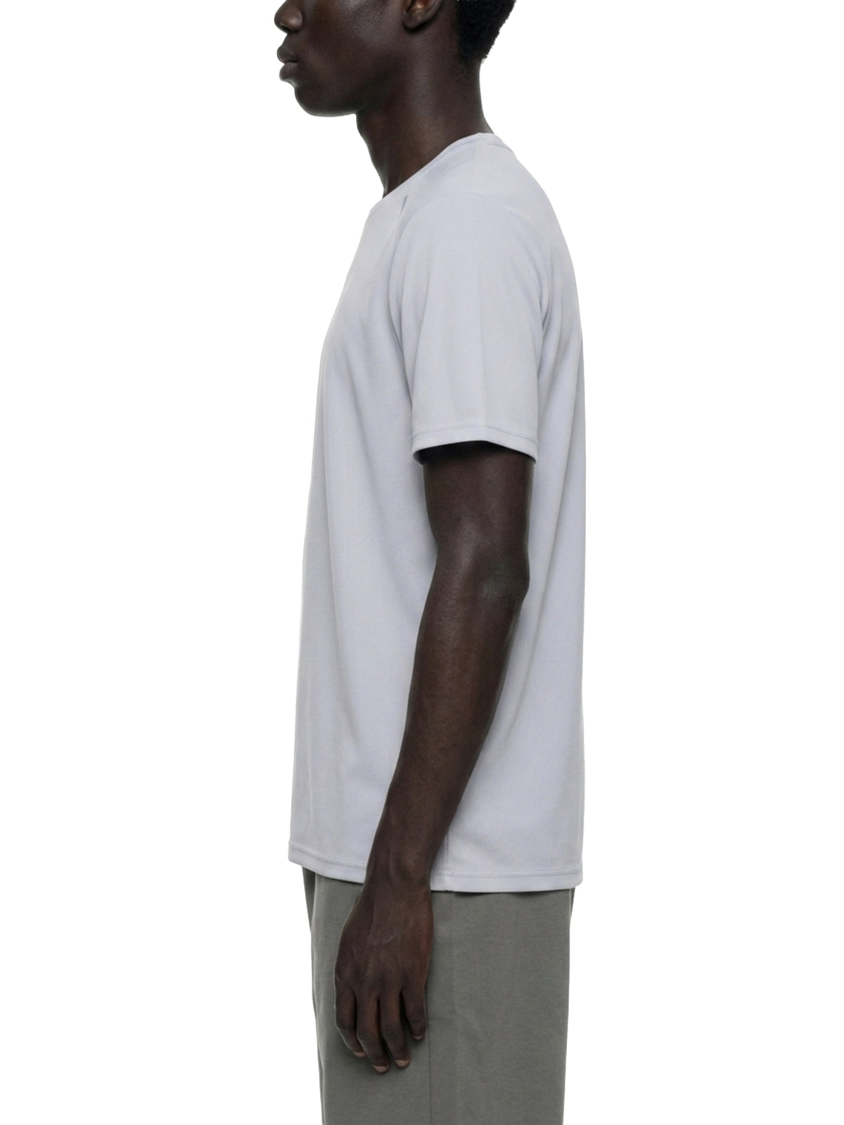 T-shirt Raglan Reflective Slim – Nowrocky™ — układanie się materiału w ruchu