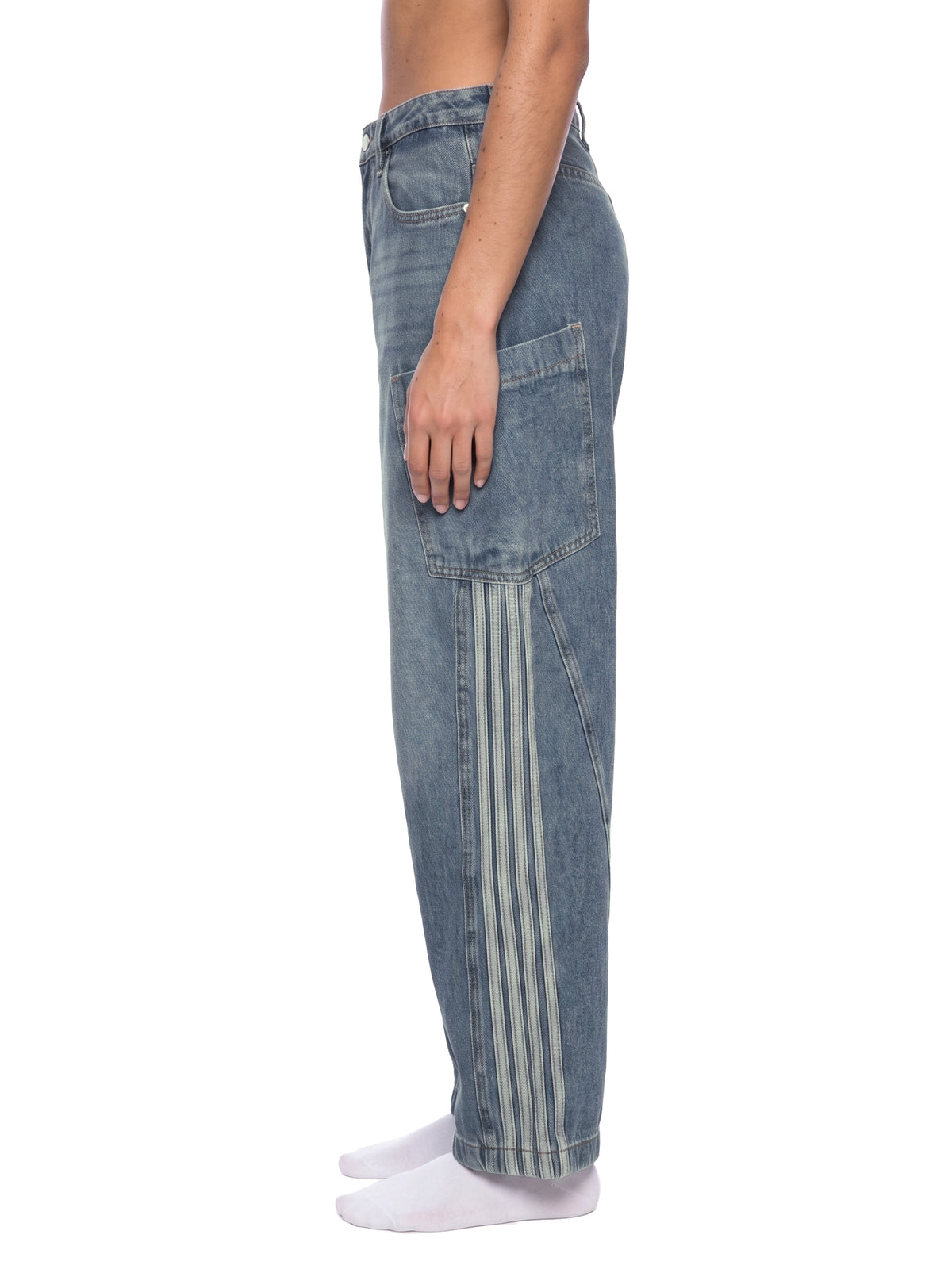 Jeansy Barrel Leg Vintage Wash – Nowrocky™ — przednia kieszeń z bliska
