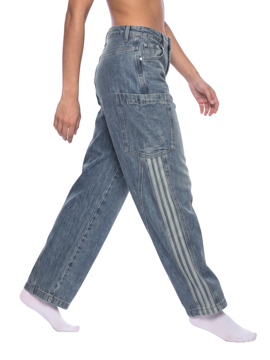 Jeansy Barrel Leg Vintage Wash – Nowrocky™ — układ na płasko, pełny krój