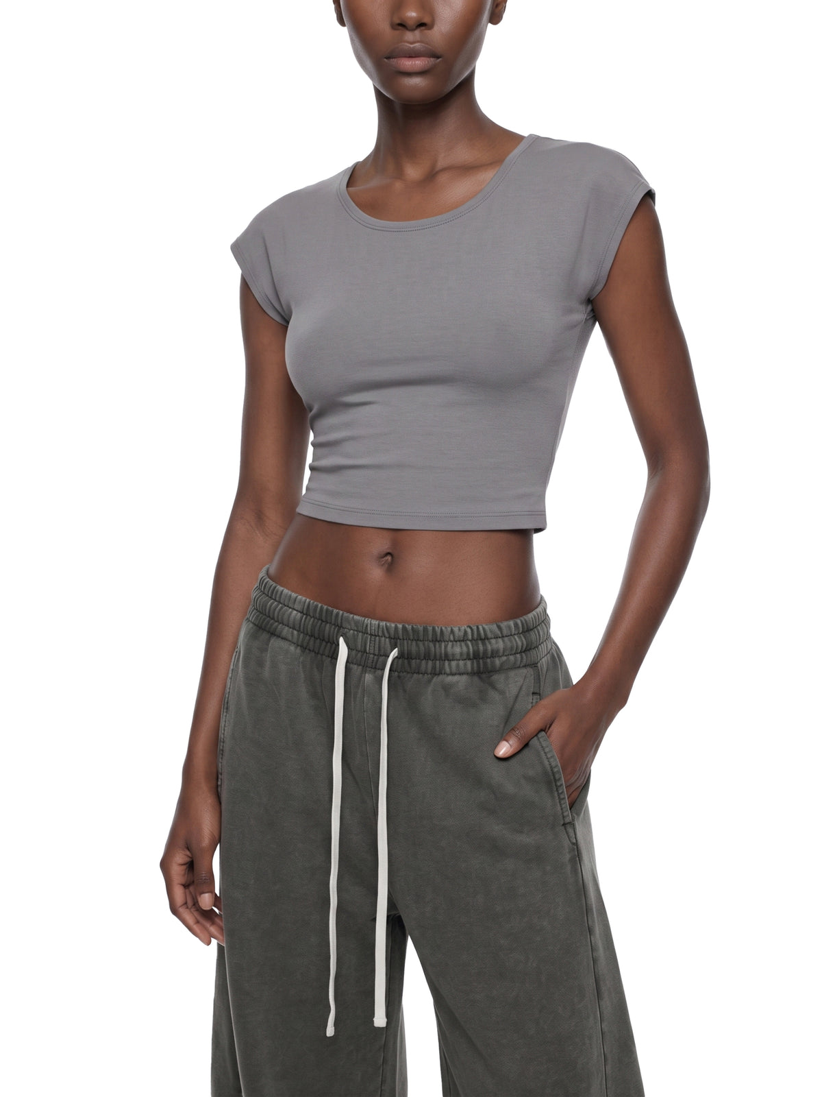 T-shirt Slim Crop – Nowrocky™ — plecy i szerokość ramion