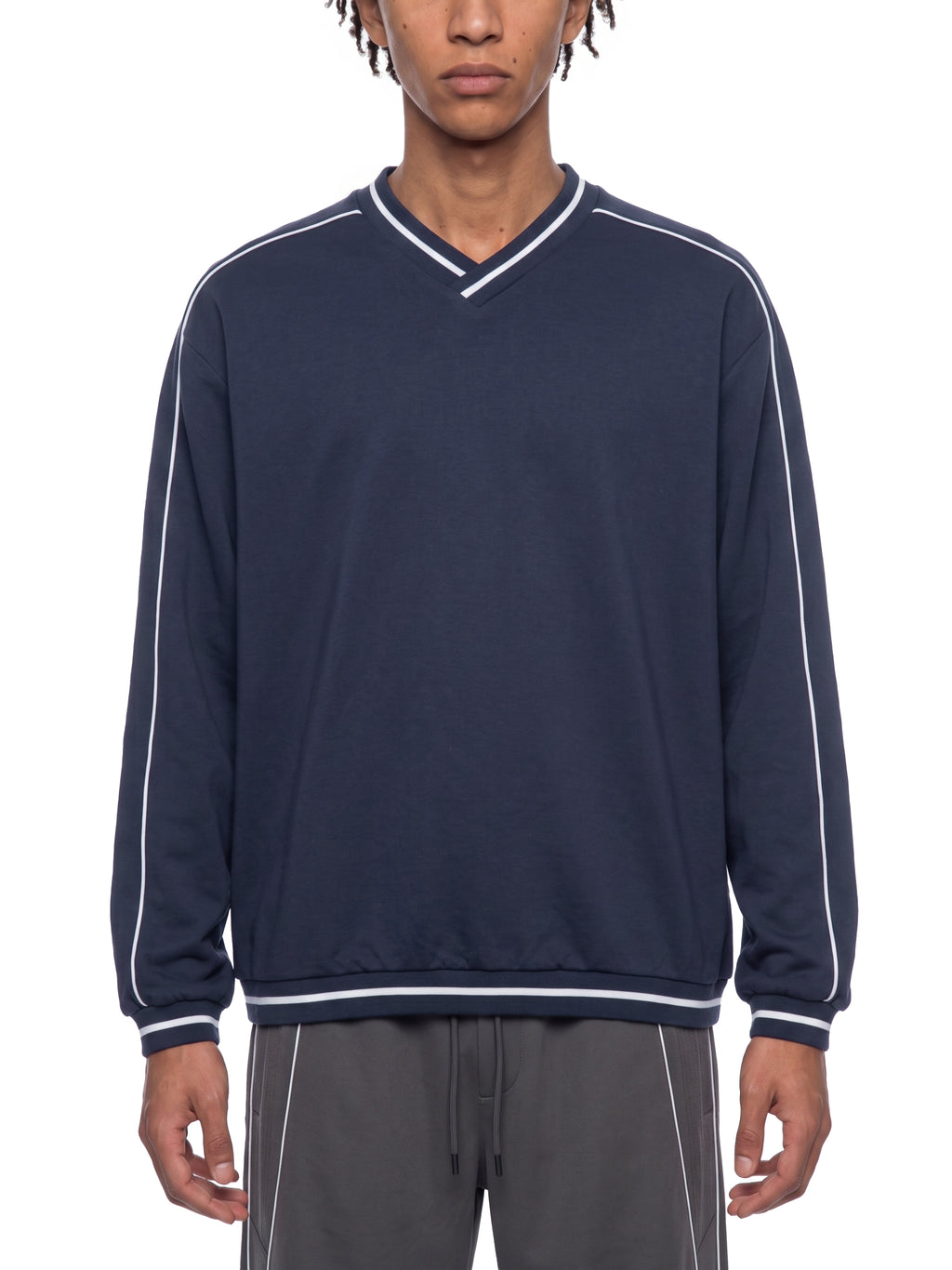 Bluza Raglan V-Neck Contrast Piping – Nowrocky™ — układ na płasko, strona przednia