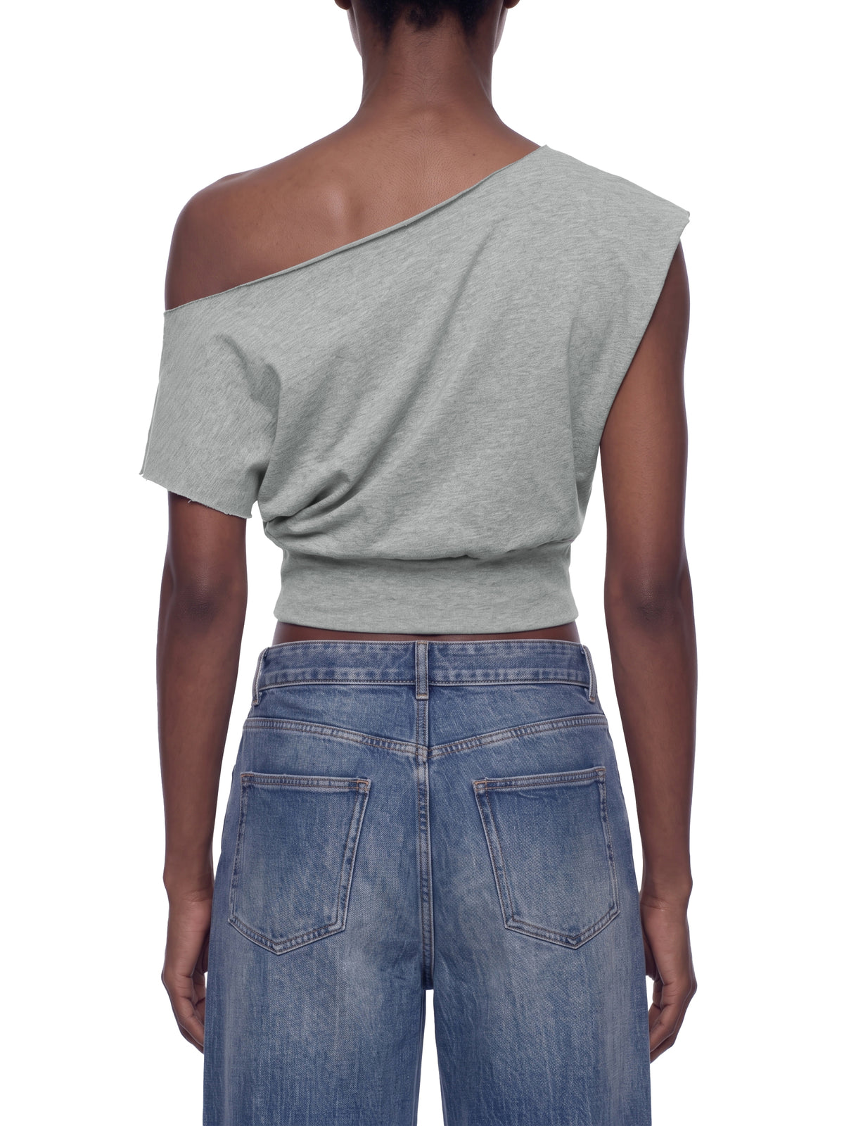 T-shirt Boatneck Raw Edge Crop – Nowrocky™ — kadr studyjny na jednolitym tle