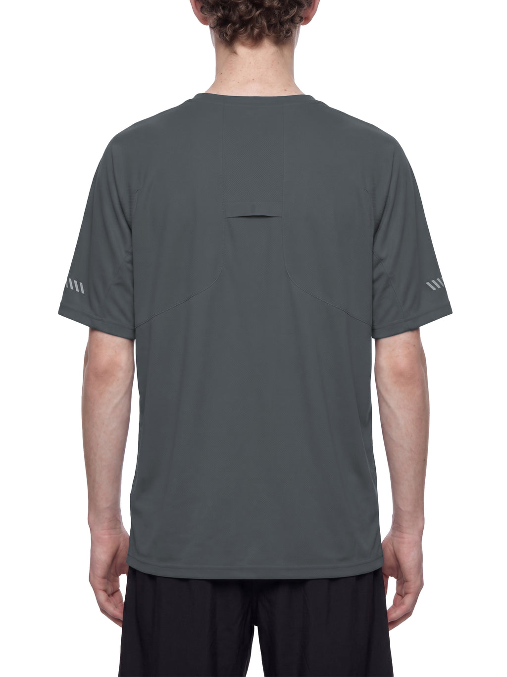 T-shirt Reflective Raglan – Nowrocky™ — układanie się materiału w ruchu