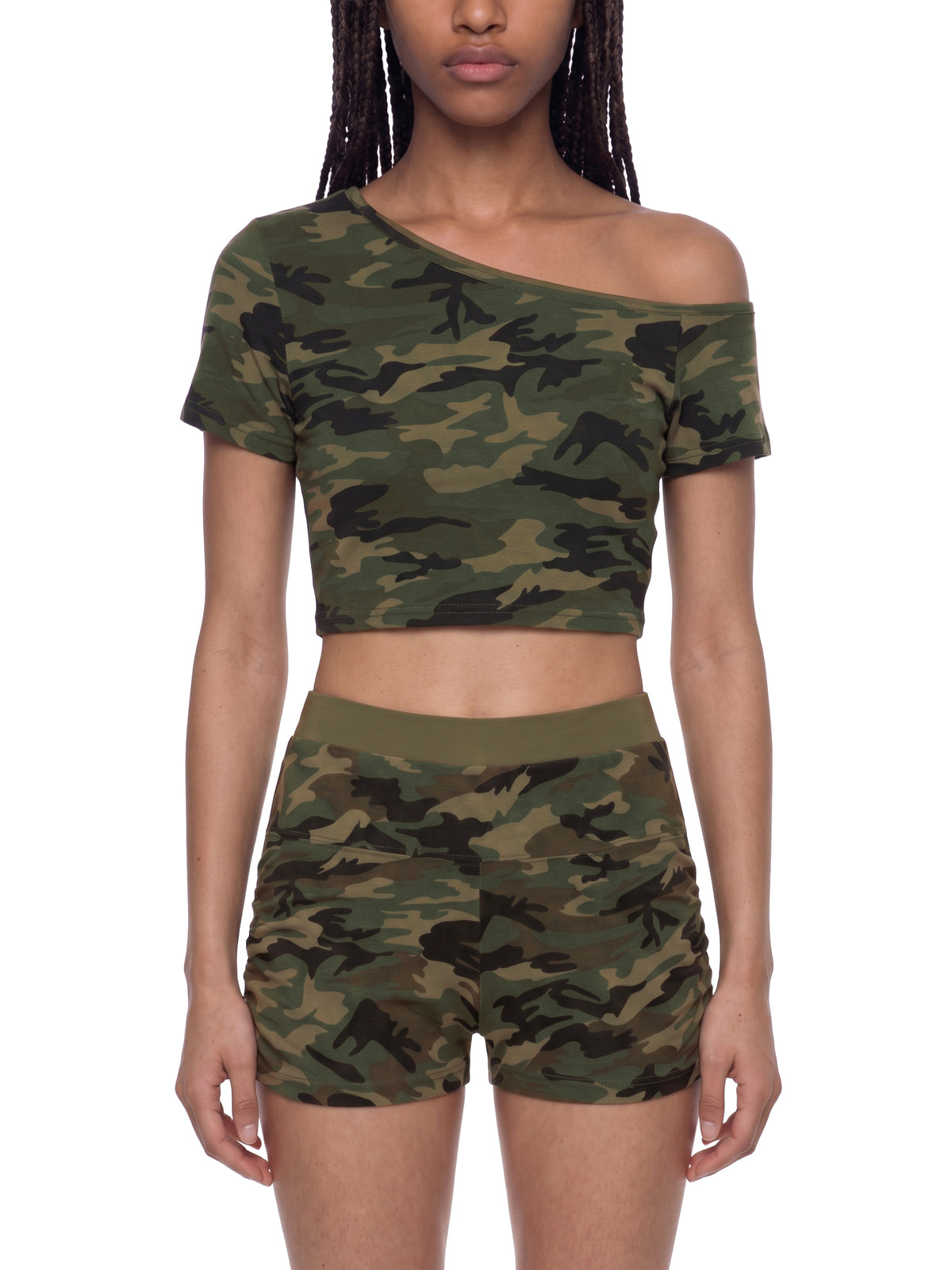 T-shirt Camo Crop Off-Shoulder – Nowrocky™ — stylizacja uliczna ze spodniami