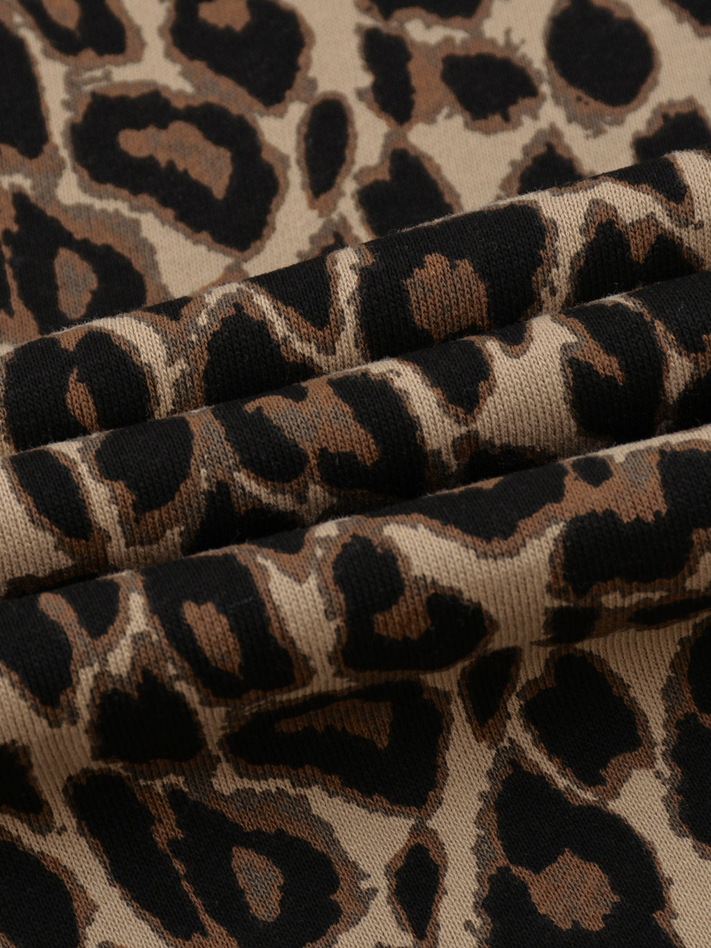 Spodnie Dresowe Leopard Barrel Leg – Nowrocky™ — metka wewnętrzna z rozmiarem