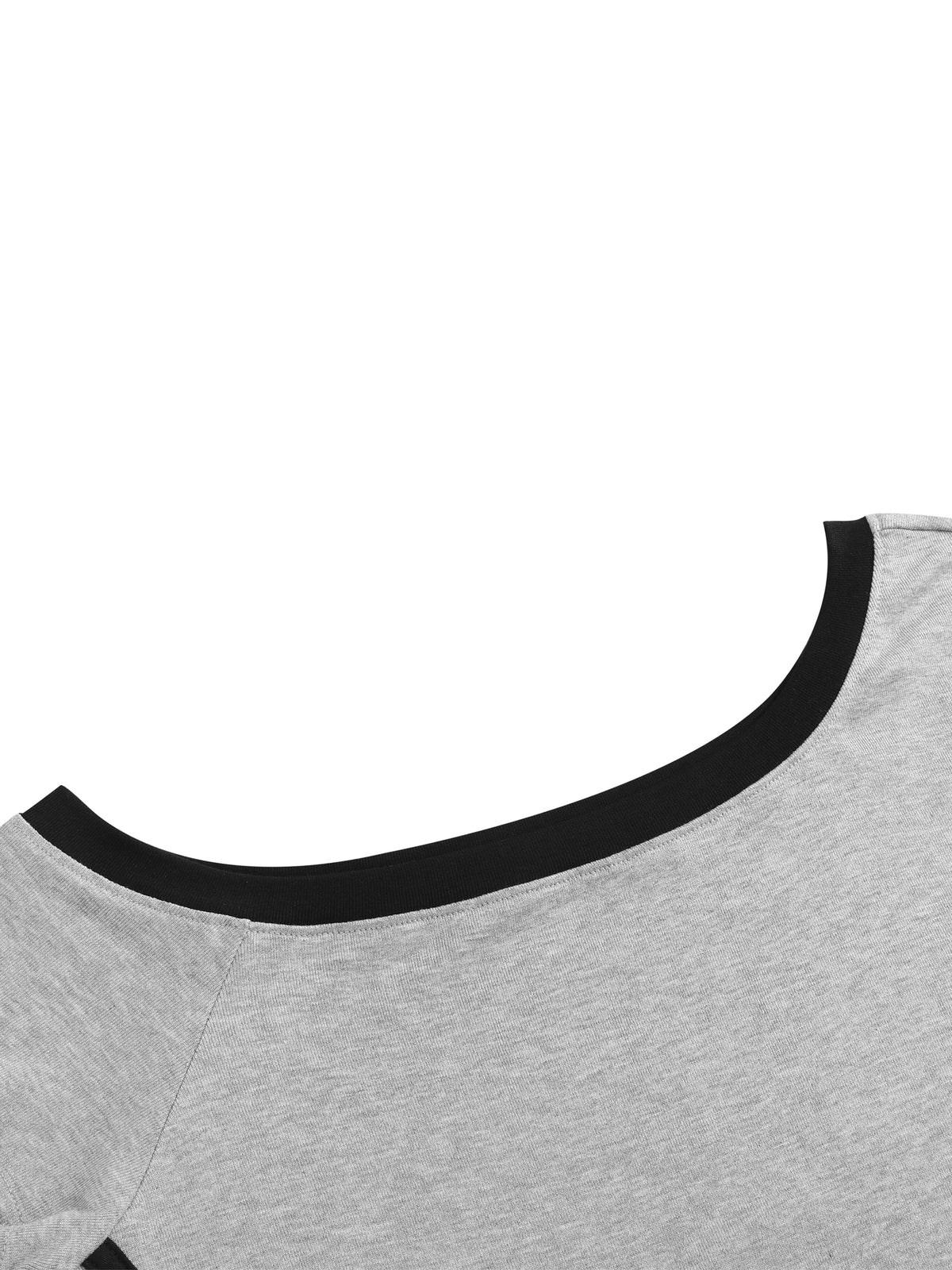 T-shirt Crop Off-Shoulder Contrast Stripe – Nowrocky™ — proporcje krótkiego kroju na modelce